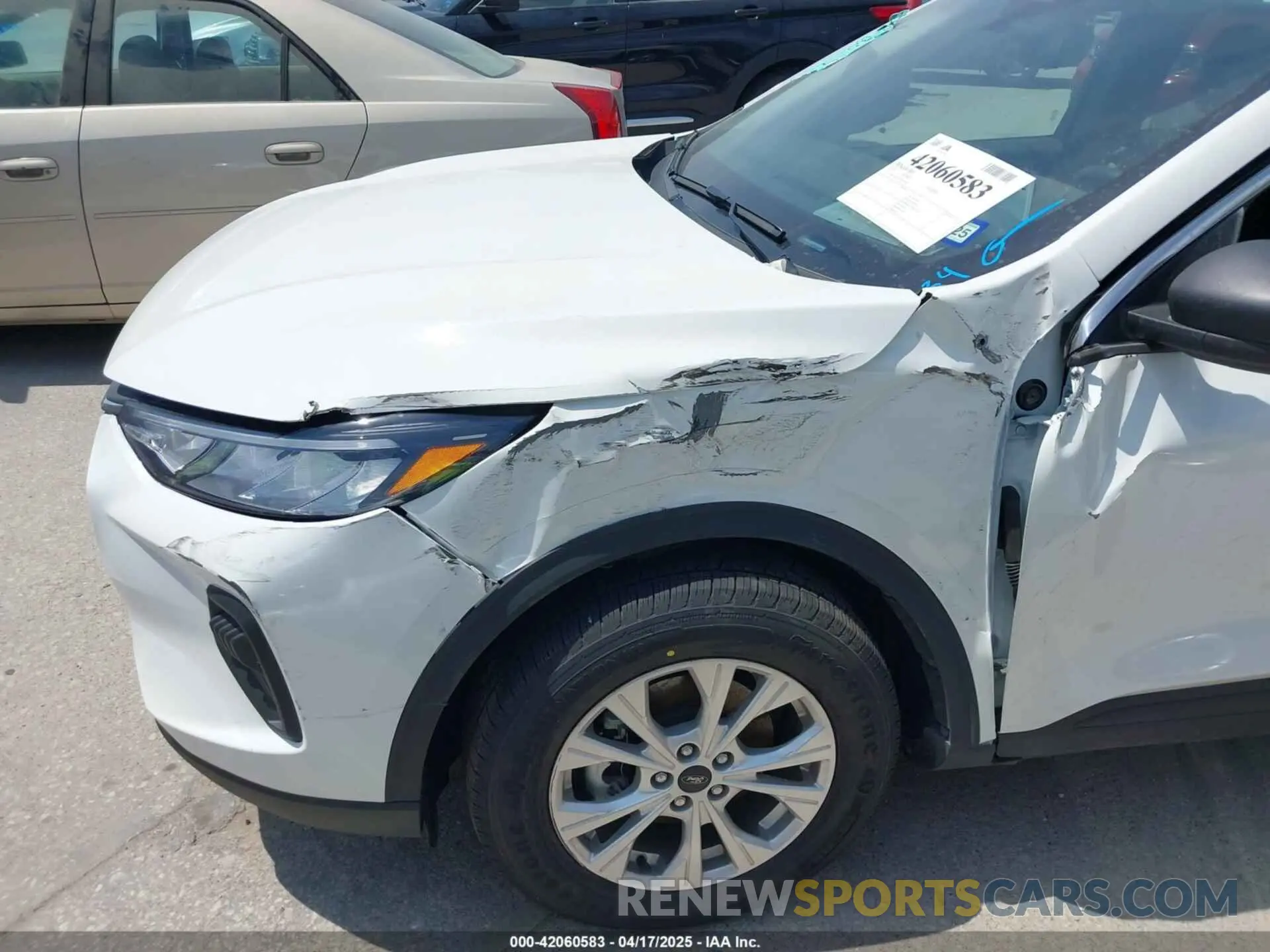 6 Photograph of a damaged car 1FMCU0GN0PUB25548 FORD ESCAPE 2023