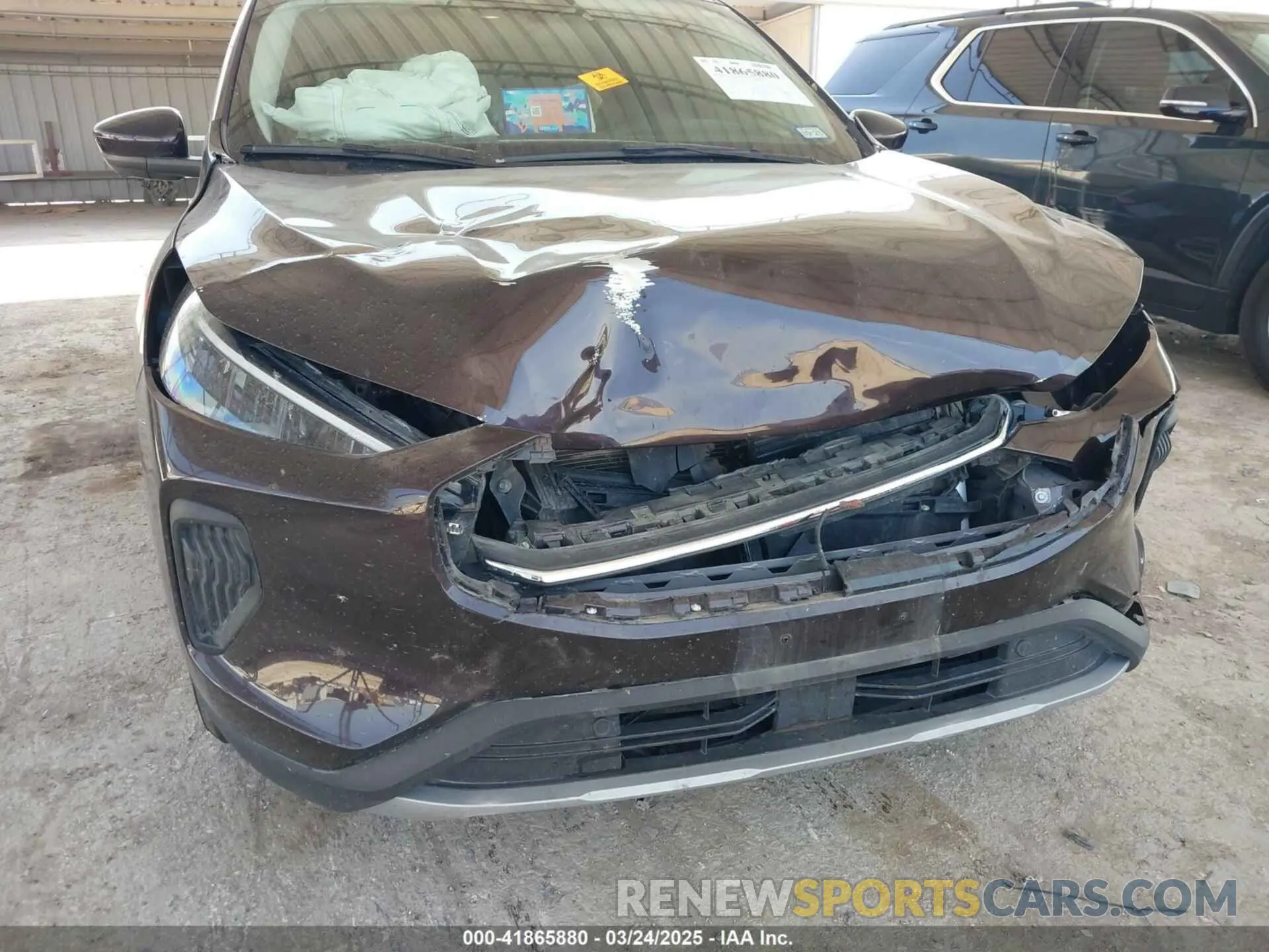6 Photograph of a damaged car 1FMCU0GN6PUA24398 FORD ESCAPE 2023