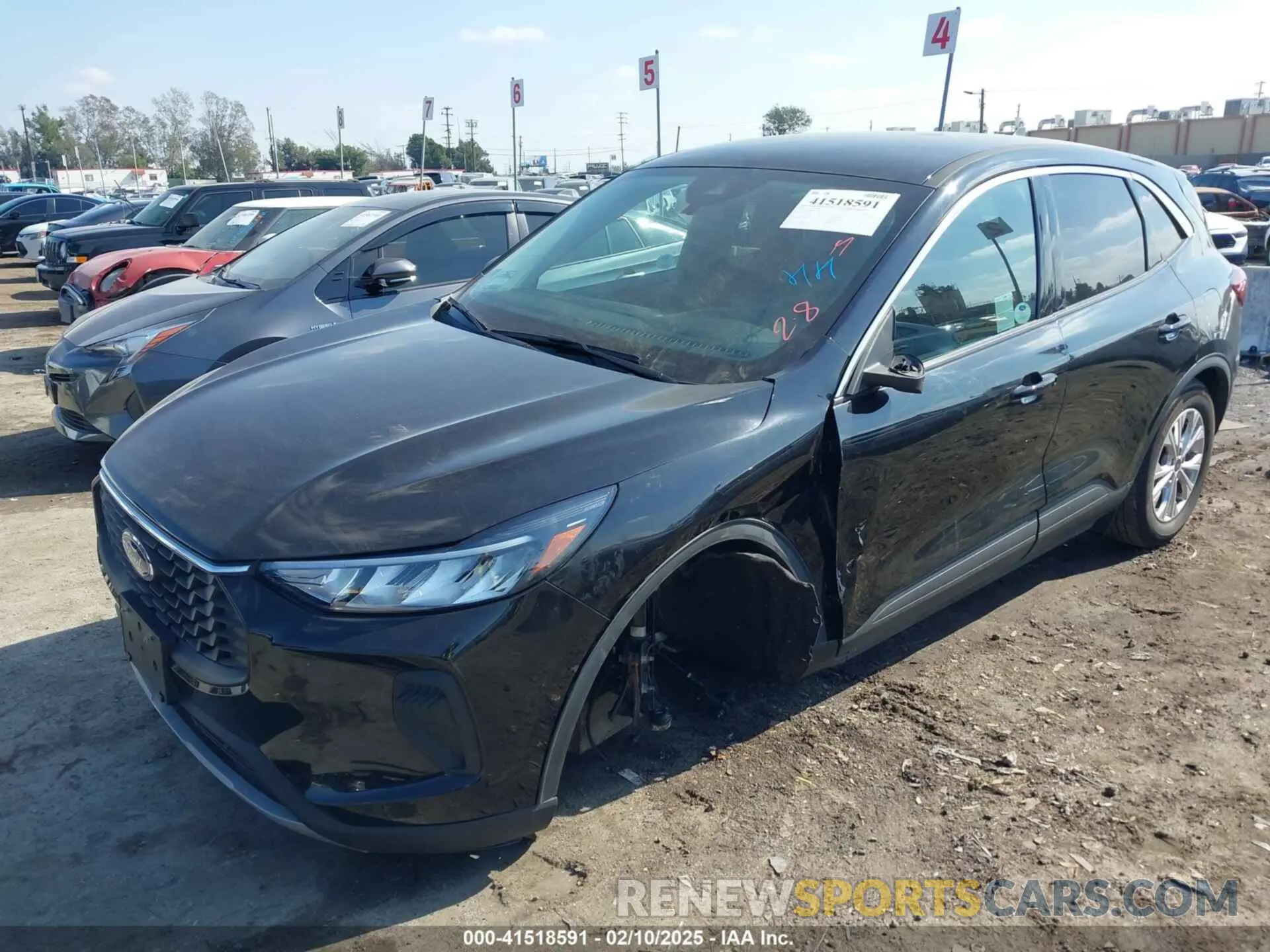 2 Фотография поврежденного автомобиля 1FMCU0GN6PUA85377 FORD ESCAPE 2023