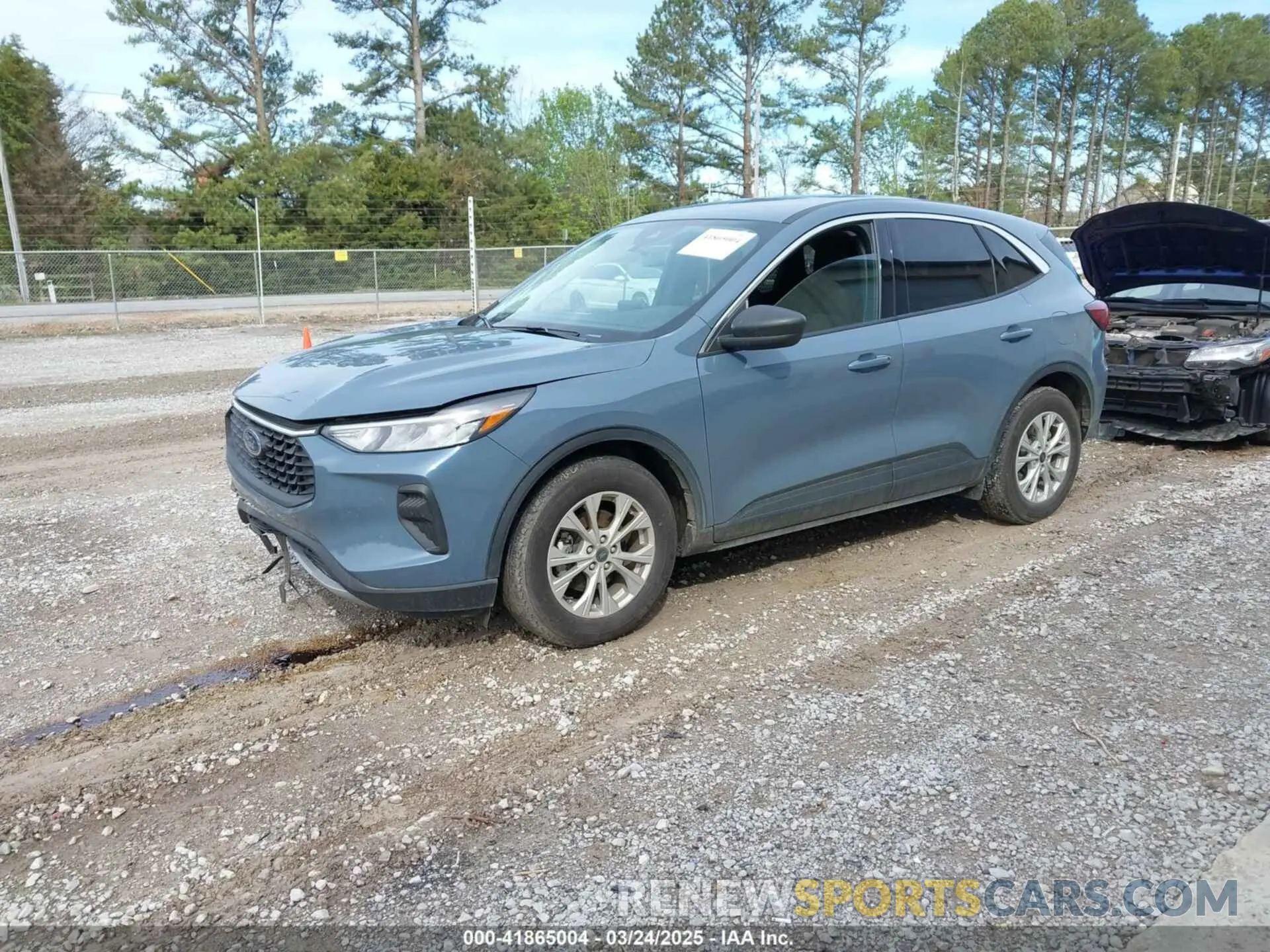 2 Photograph of a damaged car 1FMCU0GNXPUA41639 FORD ESCAPE 2023
