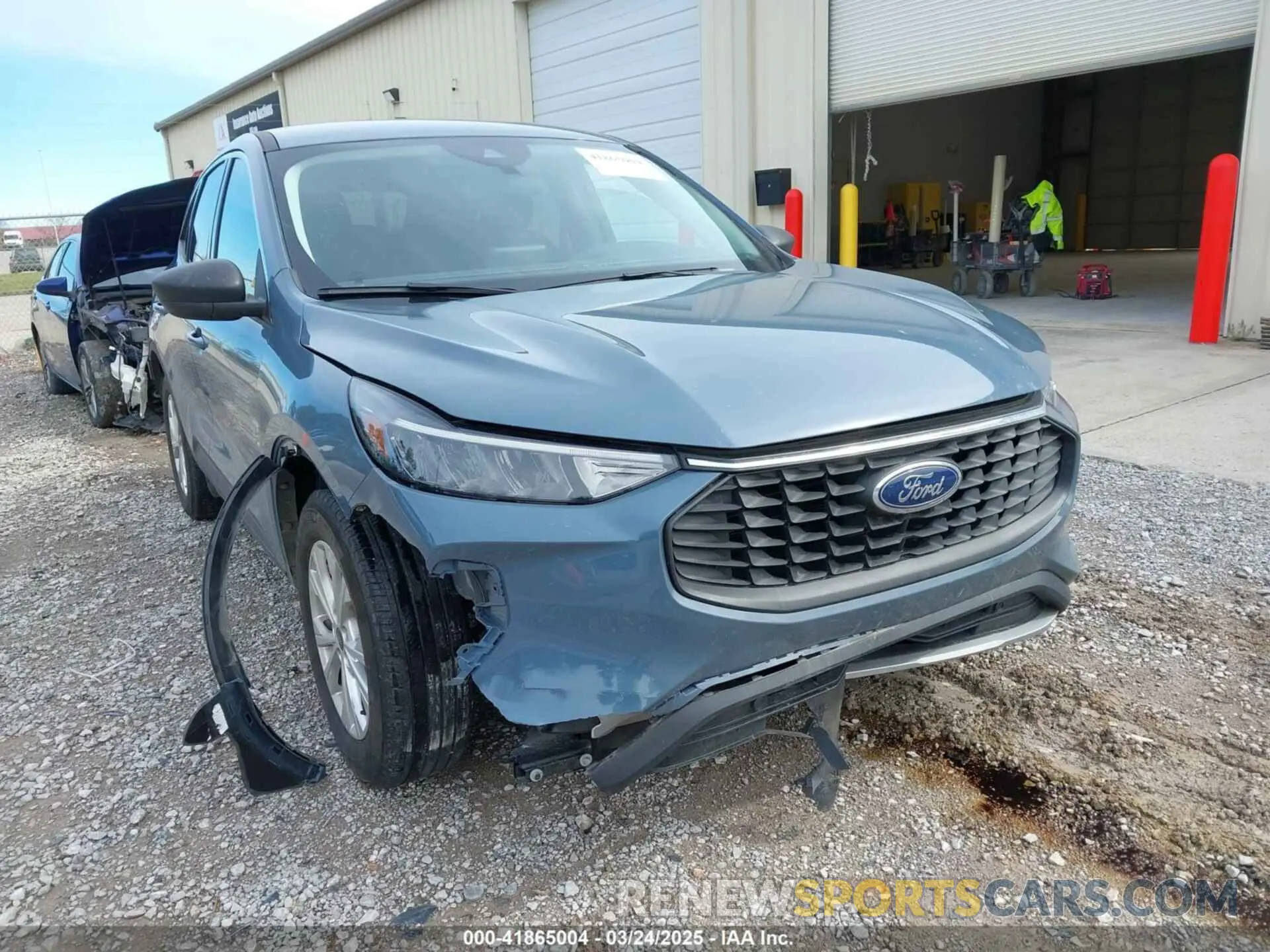 6 Photograph of a damaged car 1FMCU0GNXPUA41639 FORD ESCAPE 2023