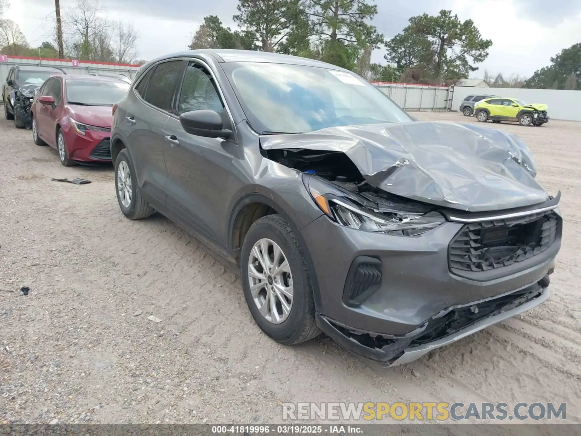 1 Photograph of a damaged car 1FMCU0GNXPUB12080 FORD ESCAPE 2023