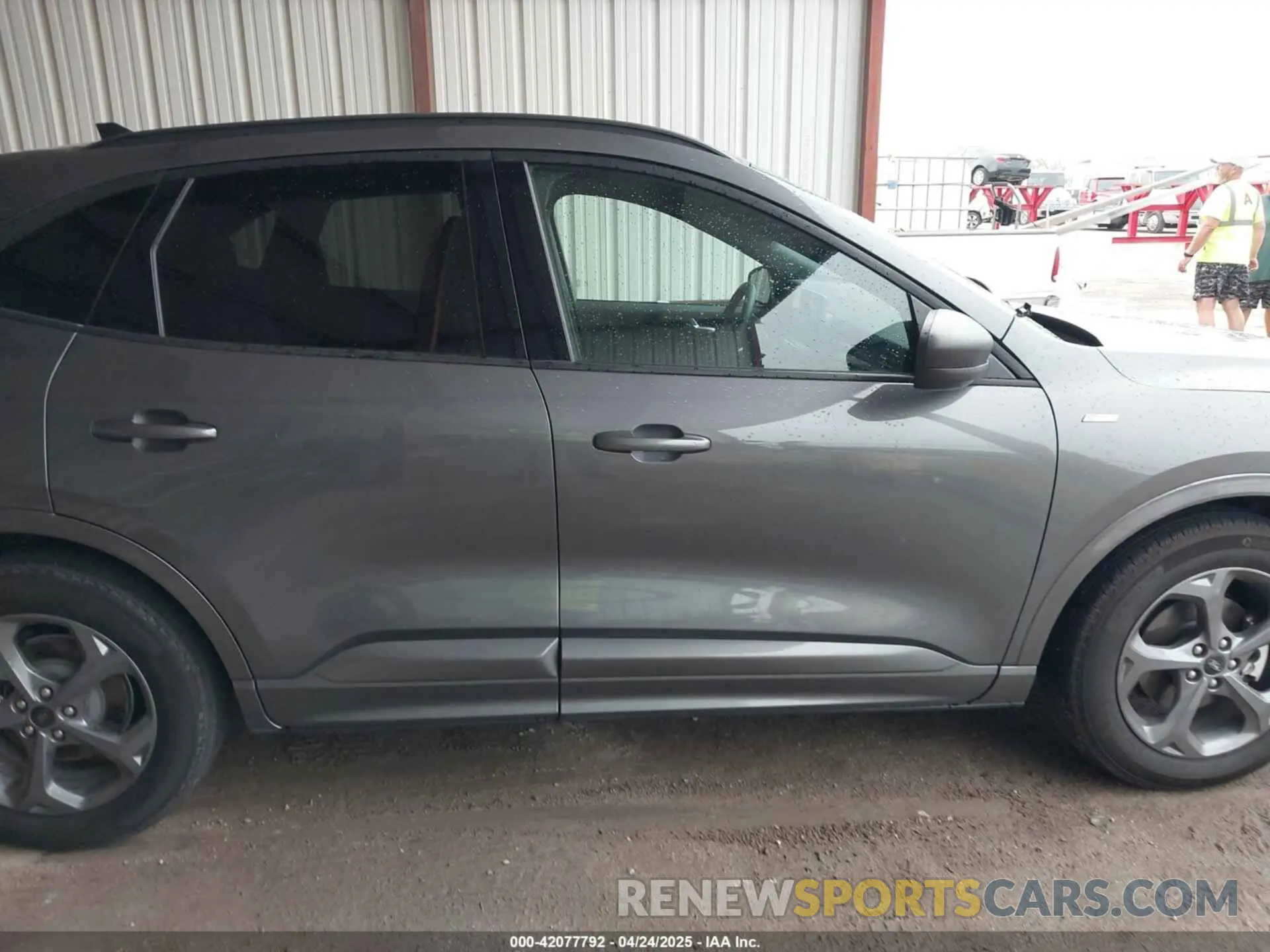 13 Фотография поврежденного автомобиля 1FMCU0MN2PUA43213 FORD ESCAPE 2023