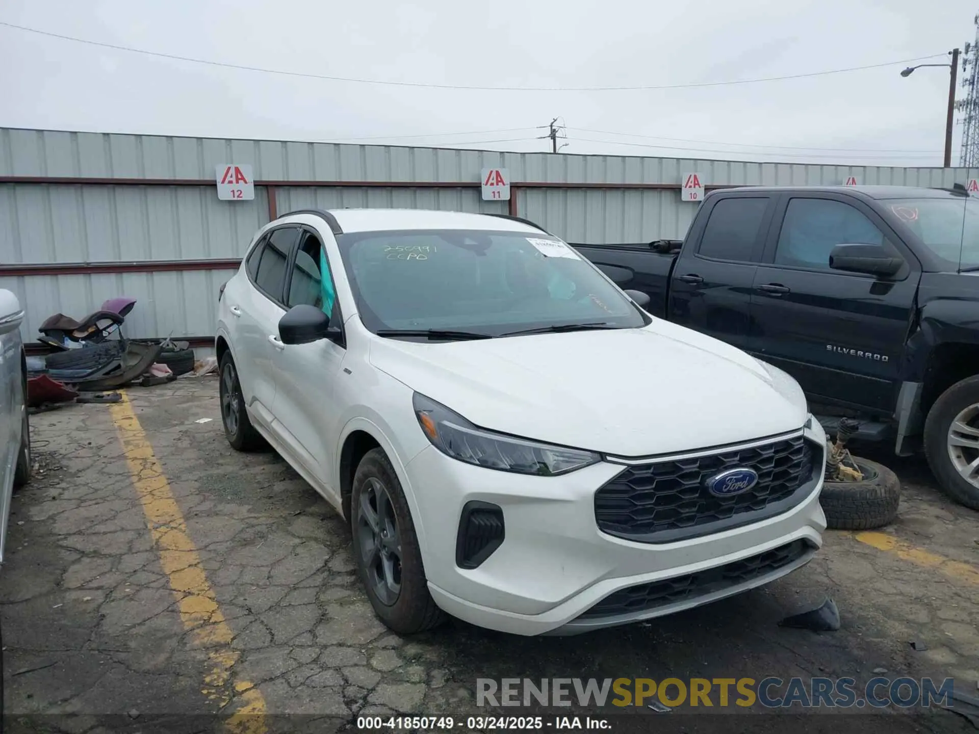 1 Фотография поврежденного автомобиля 1FMCU0MN6PUA90843 FORD ESCAPE 2023