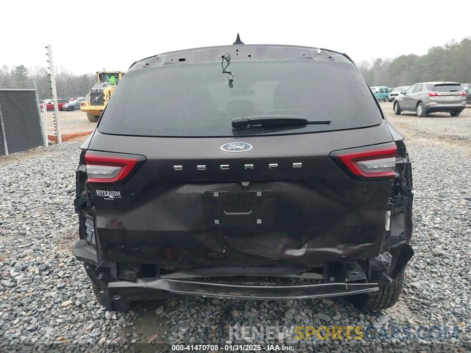 17 Фотография поврежденного автомобиля 1FMCU0MN7PUA38346 FORD ESCAPE 2023
