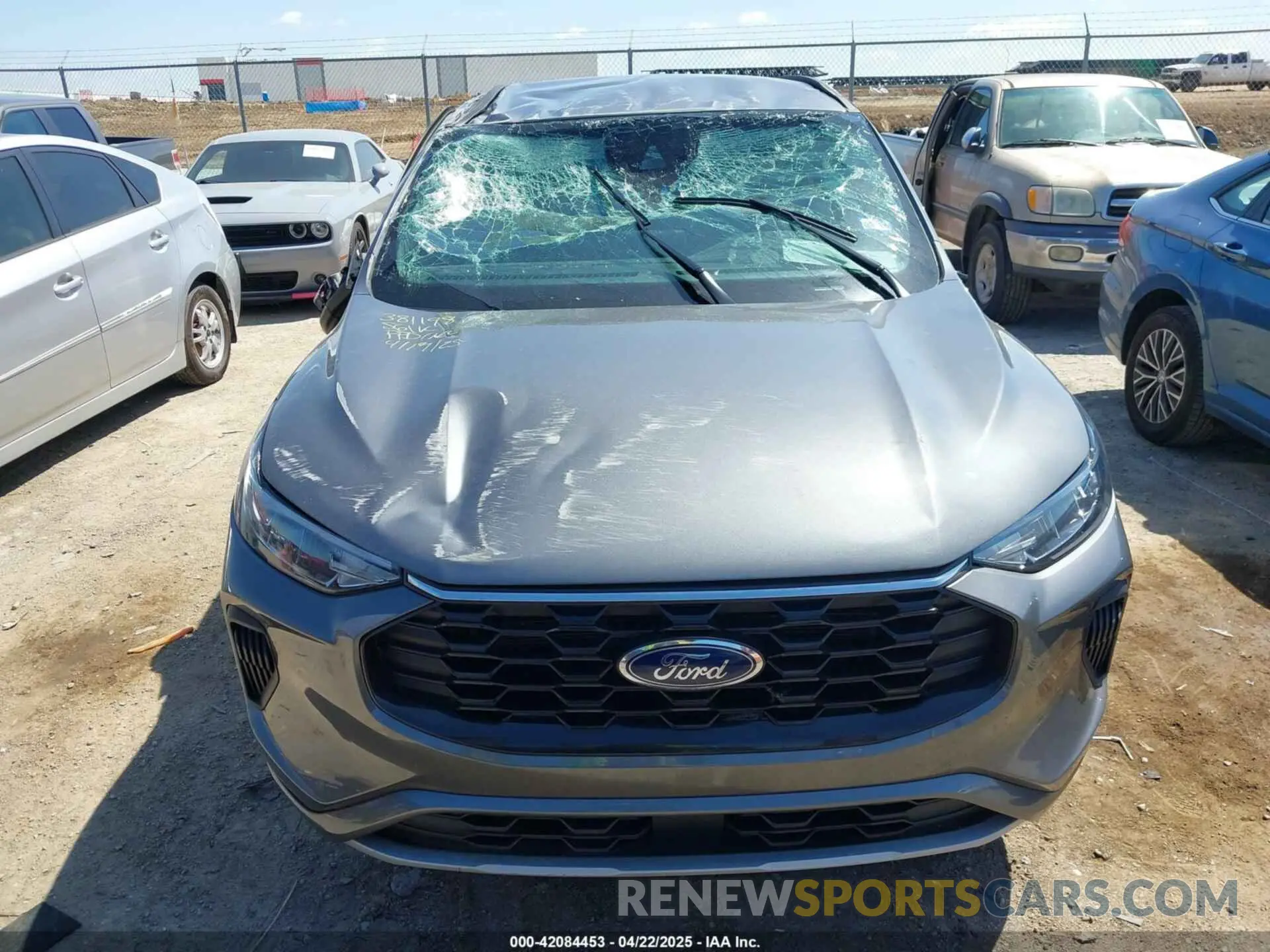 12 Фотография поврежденного автомобиля 1FMCU0MN8PUA25590 FORD ESCAPE 2023
