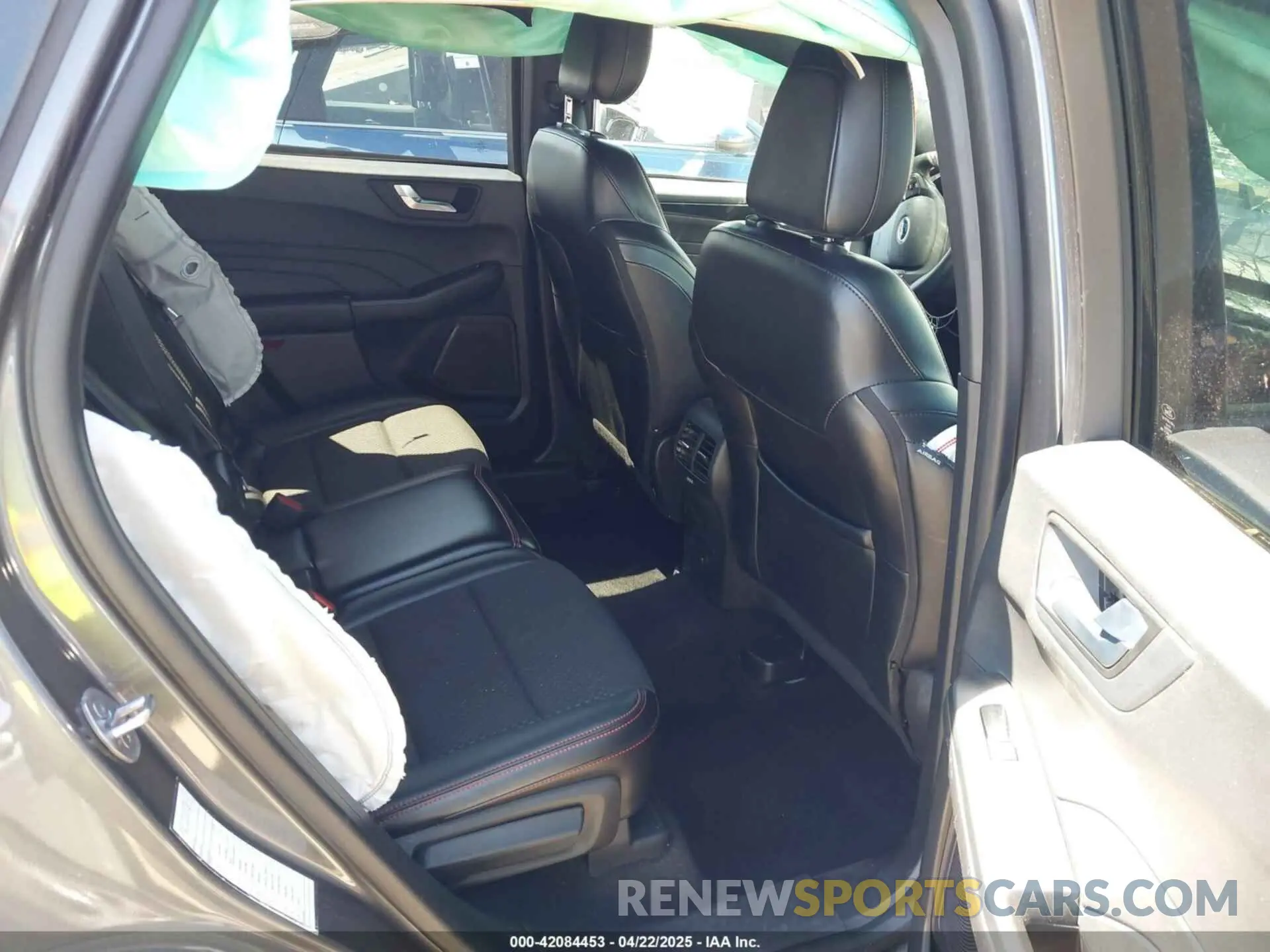 8 Фотография поврежденного автомобиля 1FMCU0MN8PUA25590 FORD ESCAPE 2023