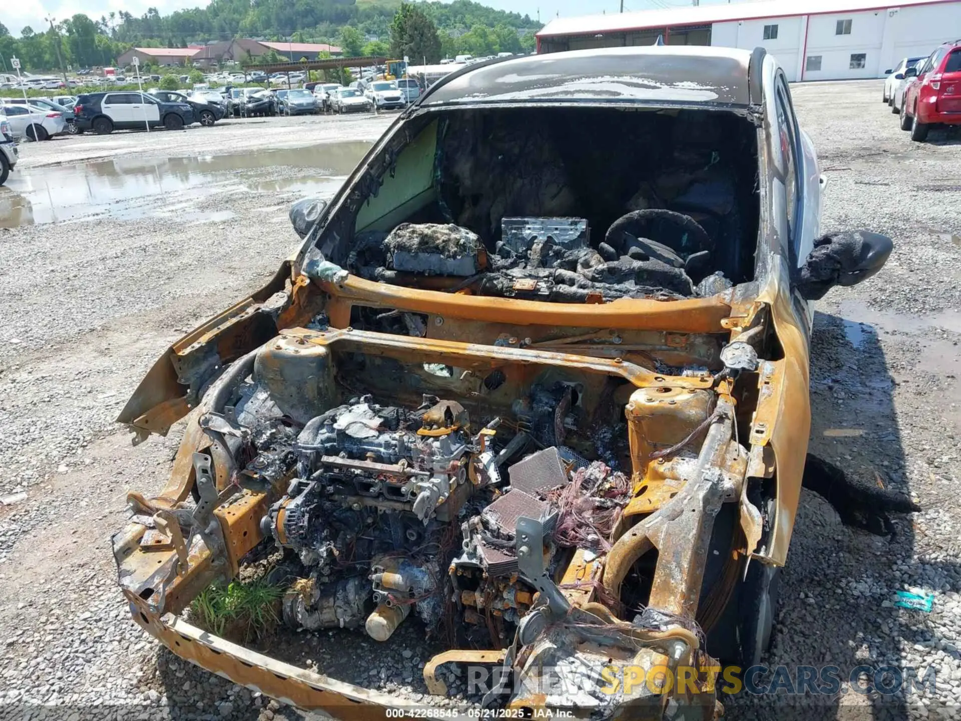 6 Photograph of a damaged car 1FMCU0MNXPUB20734 FORD ESCAPE 2023
