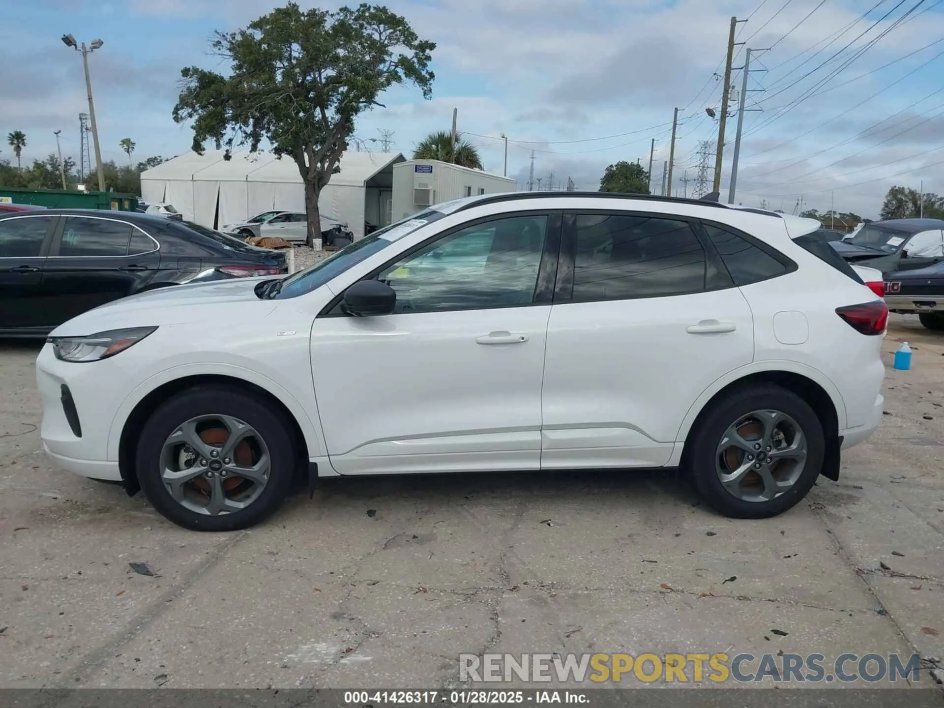 14 Photograph of a damaged car 1FMCU0MZ1PUA99954 FORD ESCAPE 2023