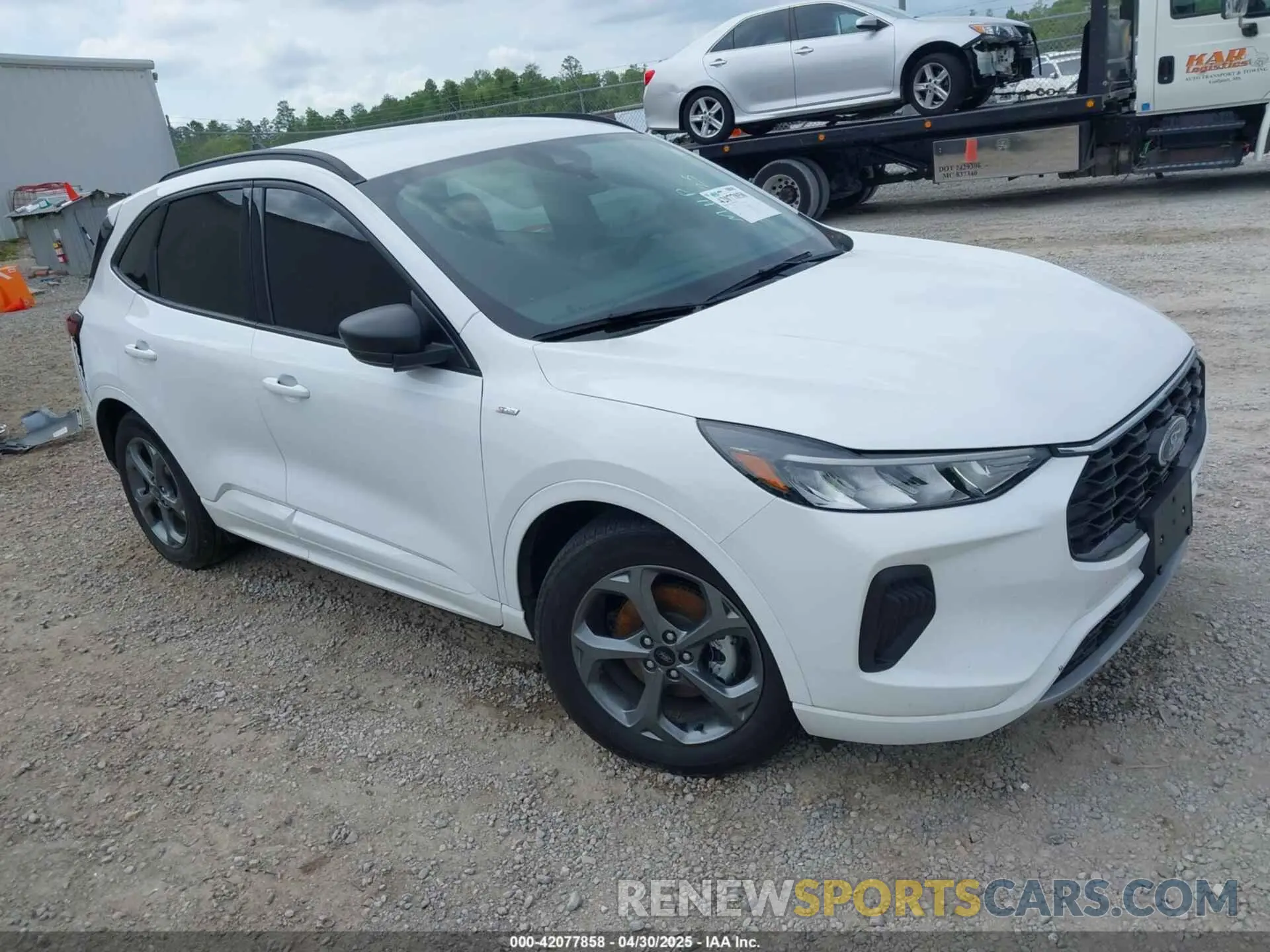 1 Фотография поврежденного автомобиля 1FMCU0MZ7PUB42029 FORD ESCAPE 2023