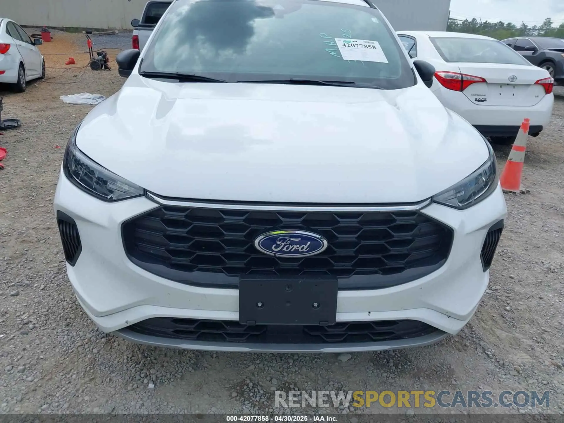 13 Фотография поврежденного автомобиля 1FMCU0MZ7PUB42029 FORD ESCAPE 2023