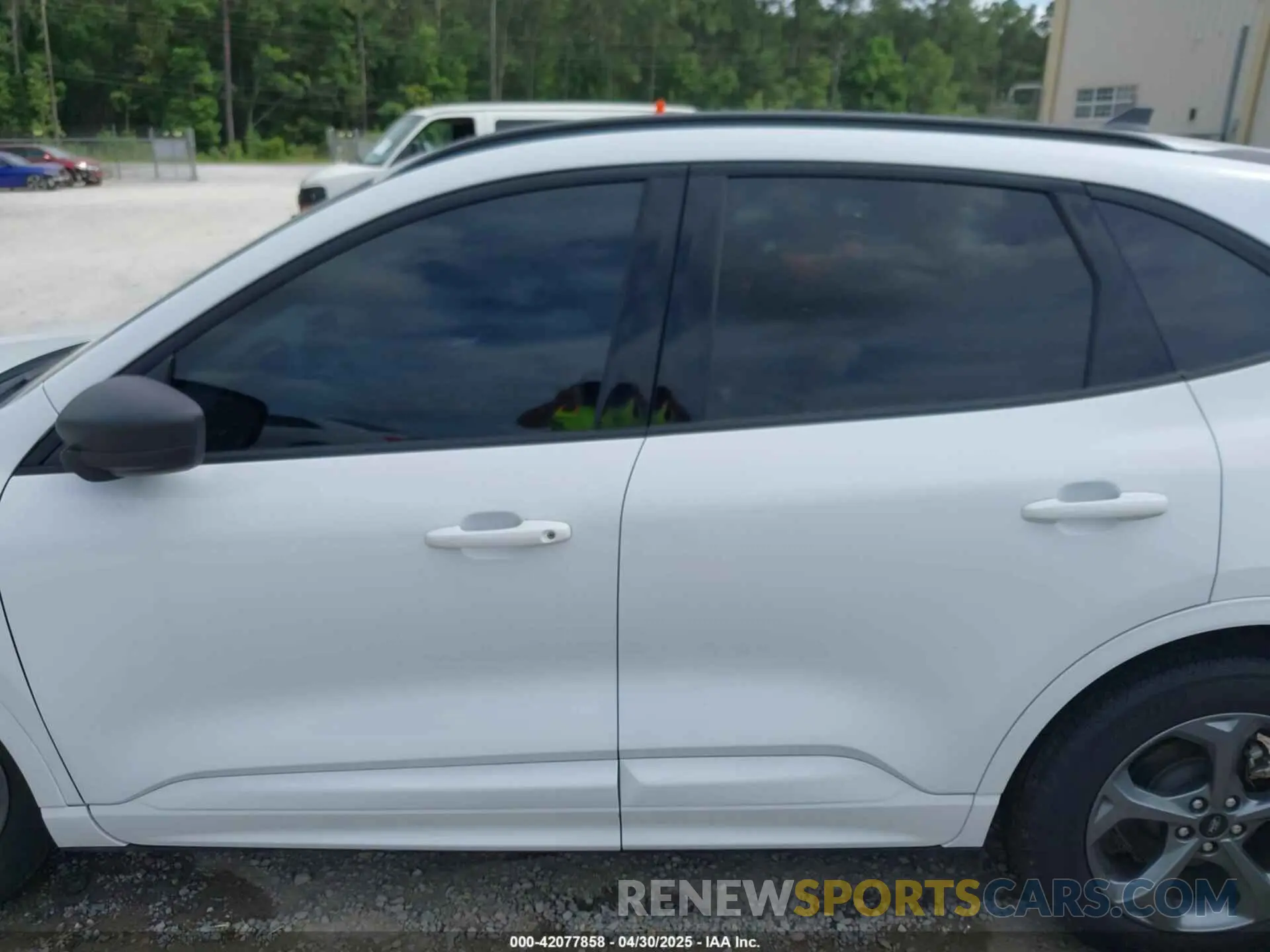 15 Фотография поврежденного автомобиля 1FMCU0MZ7PUB42029 FORD ESCAPE 2023