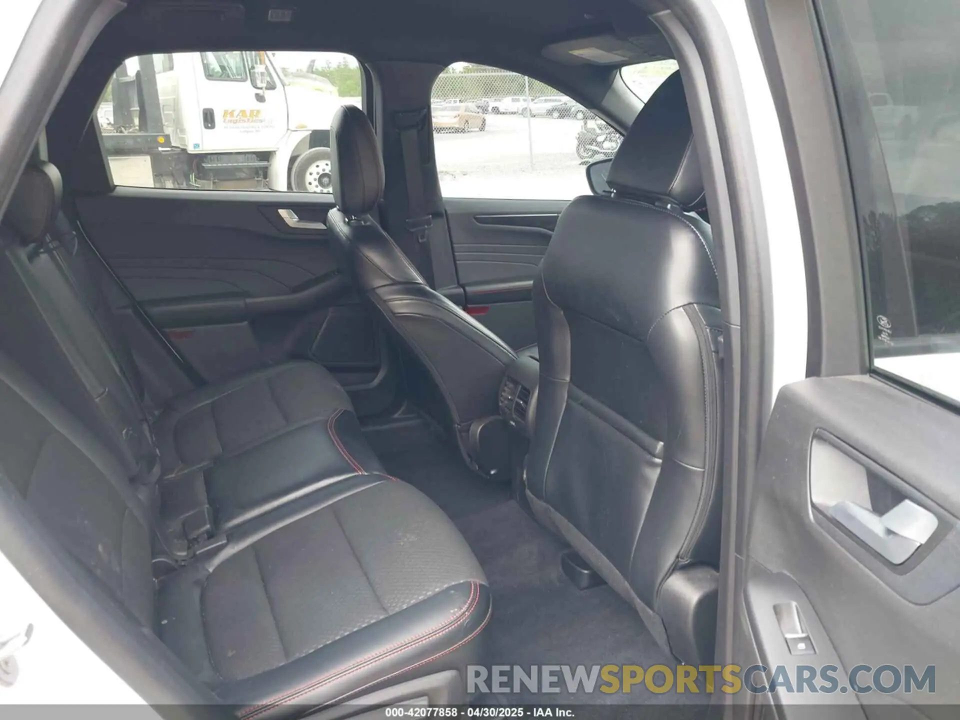 8 Фотография поврежденного автомобиля 1FMCU0MZ7PUB42029 FORD ESCAPE 2023