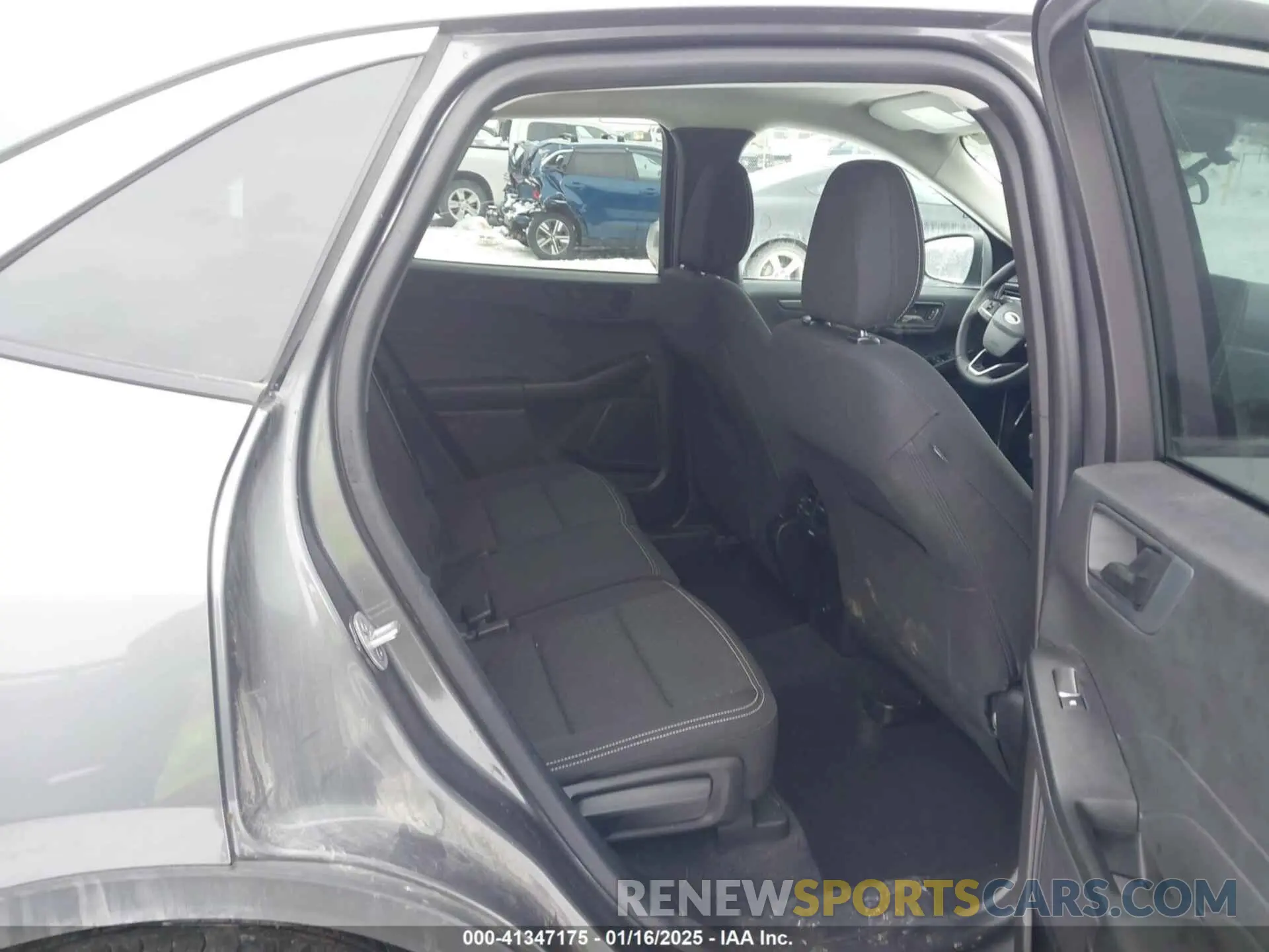 8 Фотография поврежденного автомобиля 1FMCU9GN3PUA64717 FORD ESCAPE 2023