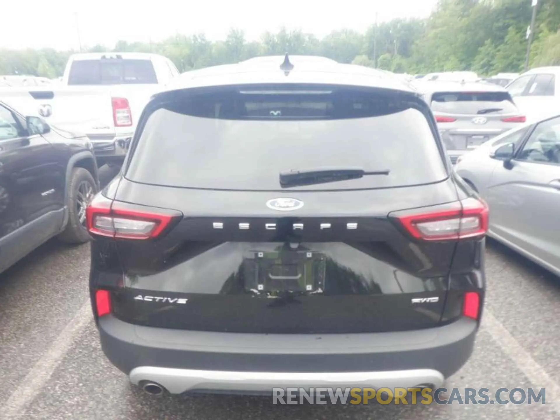 1 Photograph of a damaged car 1FMCU9GN4PUA25828 FORD ESCAPE 2023