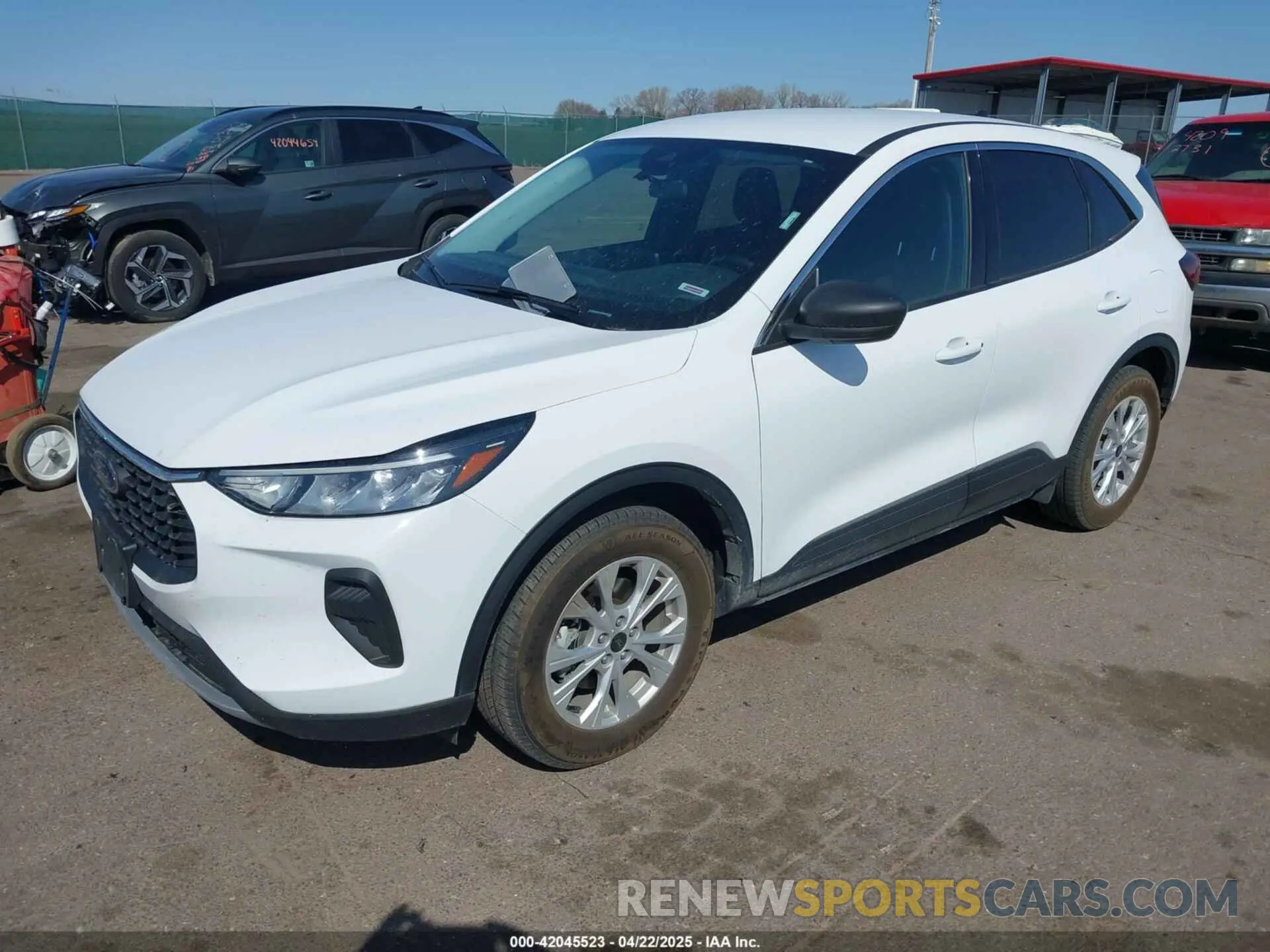 2 Фотография поврежденного автомобиля 1FMCU9GN7PUA34362 FORD ESCAPE 2023