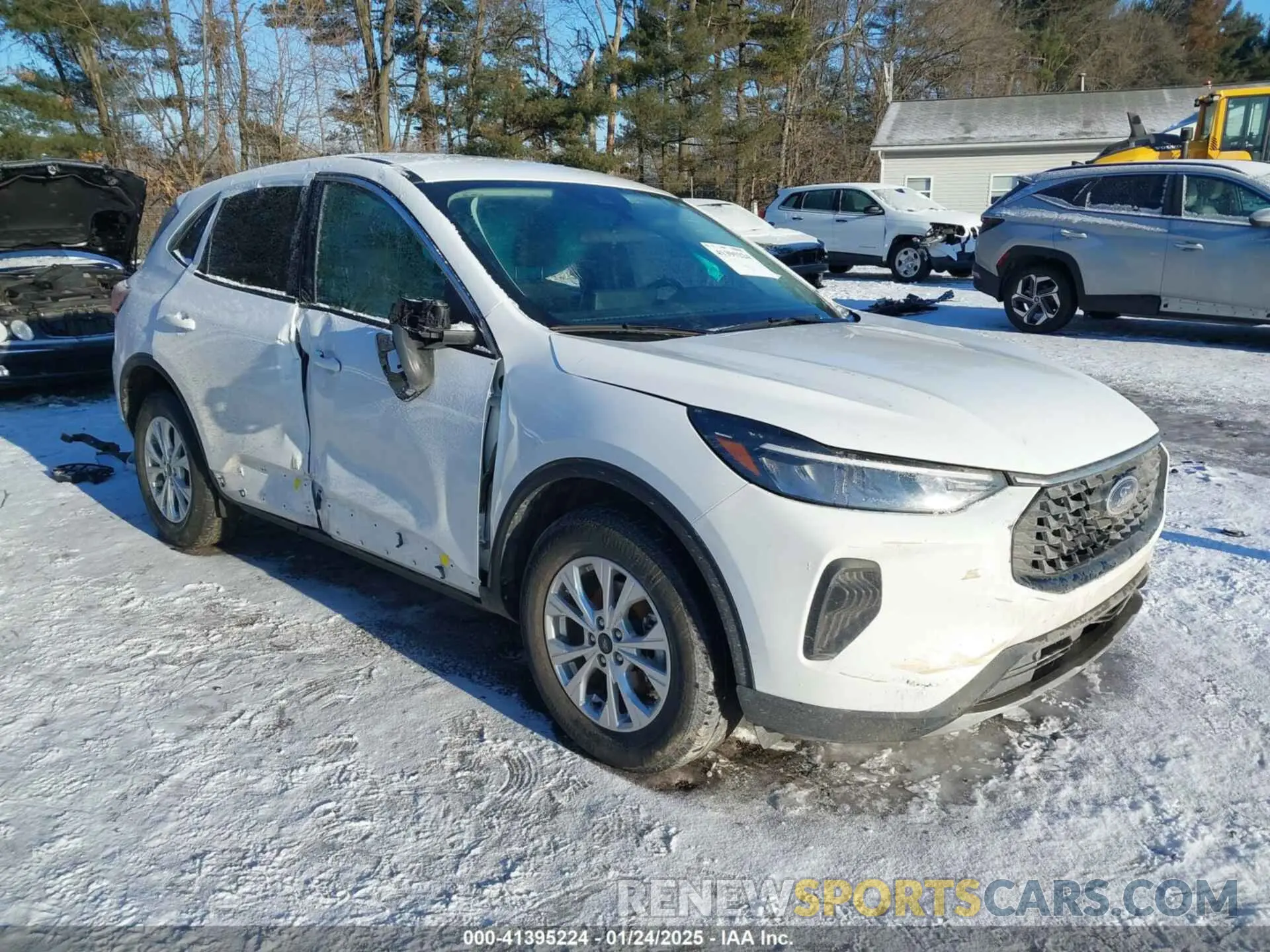 1 Фотография поврежденного автомобиля 1FMCU9GN7PUB42996 FORD ESCAPE 2023