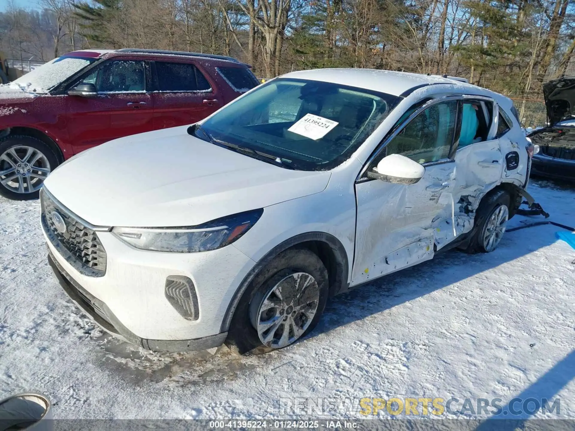 2 Фотография поврежденного автомобиля 1FMCU9GN7PUB42996 FORD ESCAPE 2023