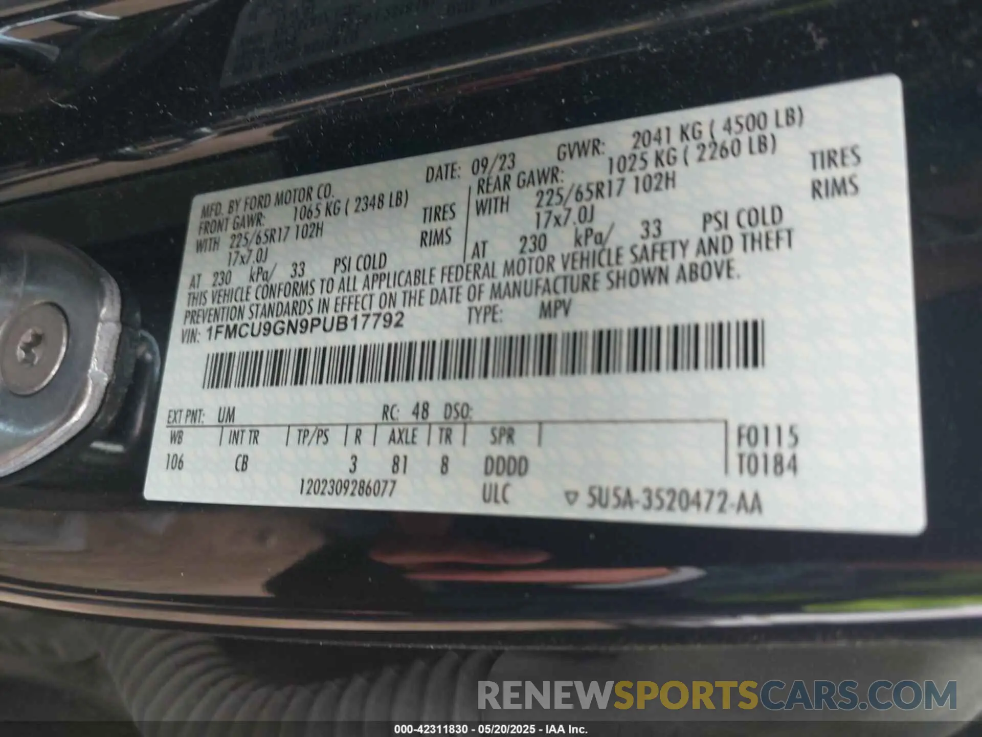 9 Фотография поврежденного автомобиля 1FMCU9GN9PUB17792 FORD ESCAPE 2023