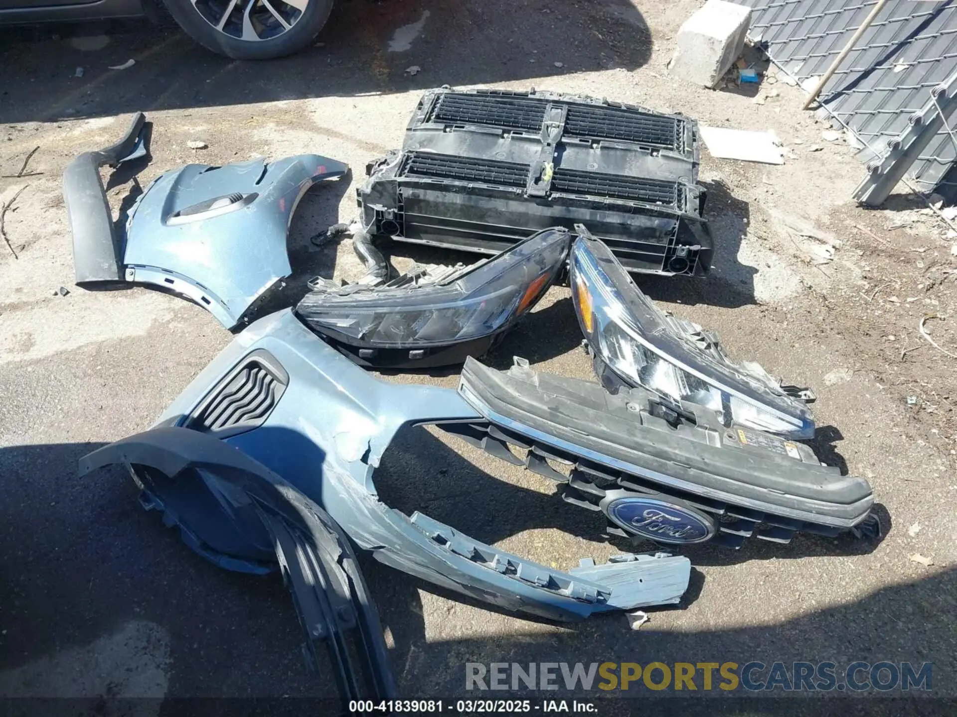 12 Фотография поврежденного автомобиля 1FMCU9GNXPUA13909 FORD ESCAPE 2023