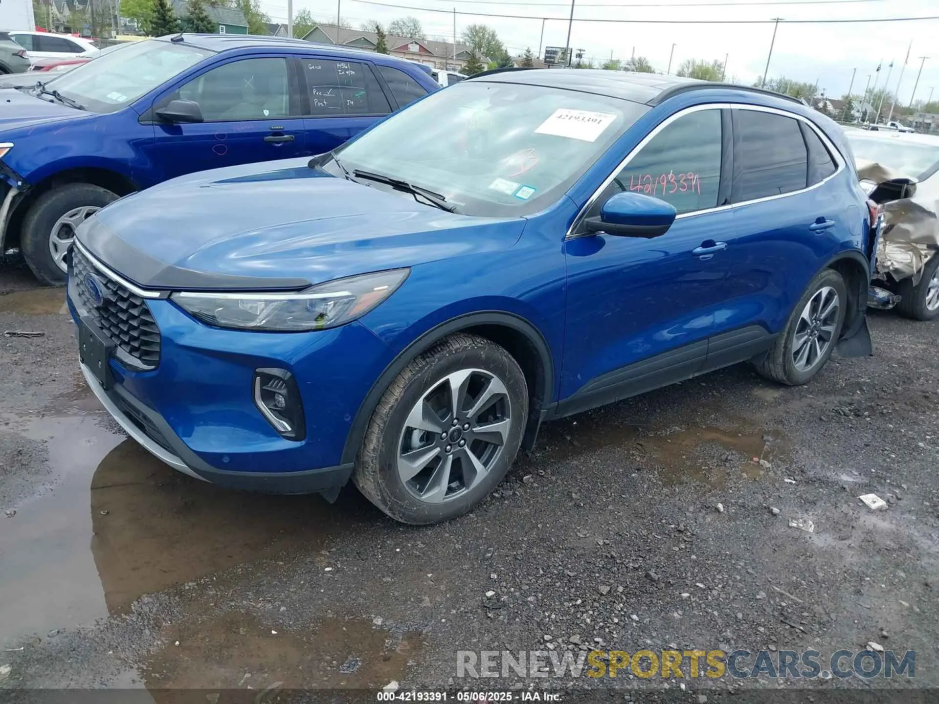 2 Photograph of a damaged car 1FMCU9JZ1PUA50679 FORD ESCAPE 2023