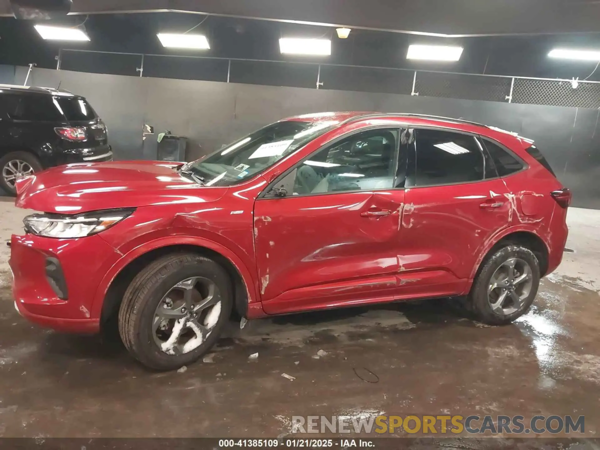 6 Photograph of a damaged car 1FMCU9MN1PUA74845 FORD ESCAPE 2023