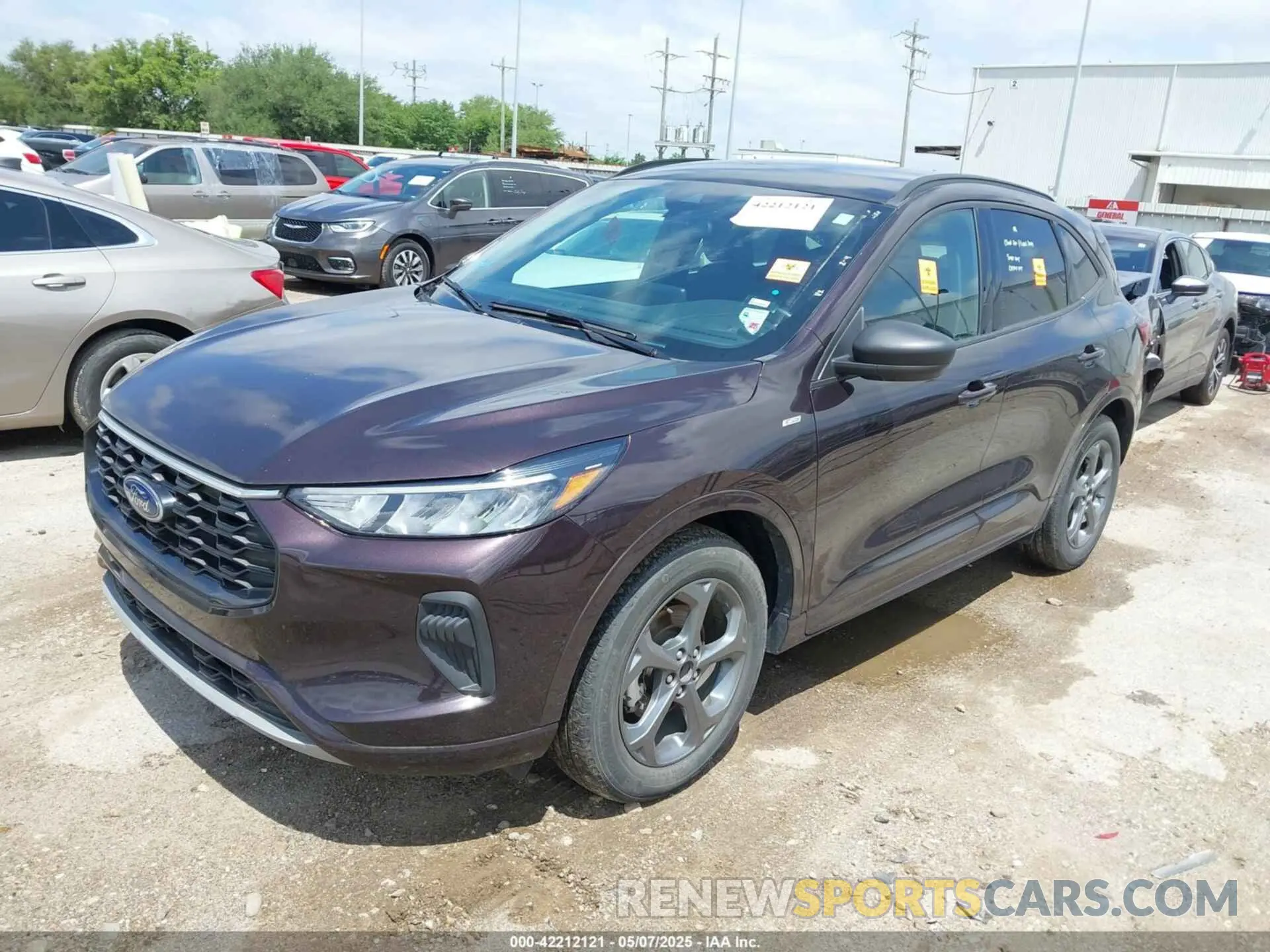 2 Photograph of a damaged car 1FMCU9MN4PUA42858 FORD ESCAPE 2023