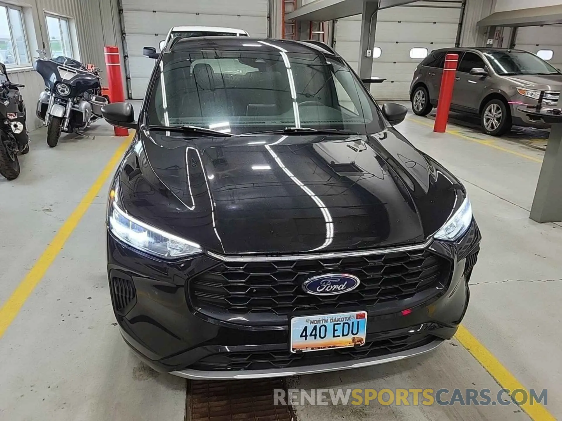 17 Фотография поврежденного автомобиля 1FMCU9MN4PUA46828 FORD ESCAPE 2023