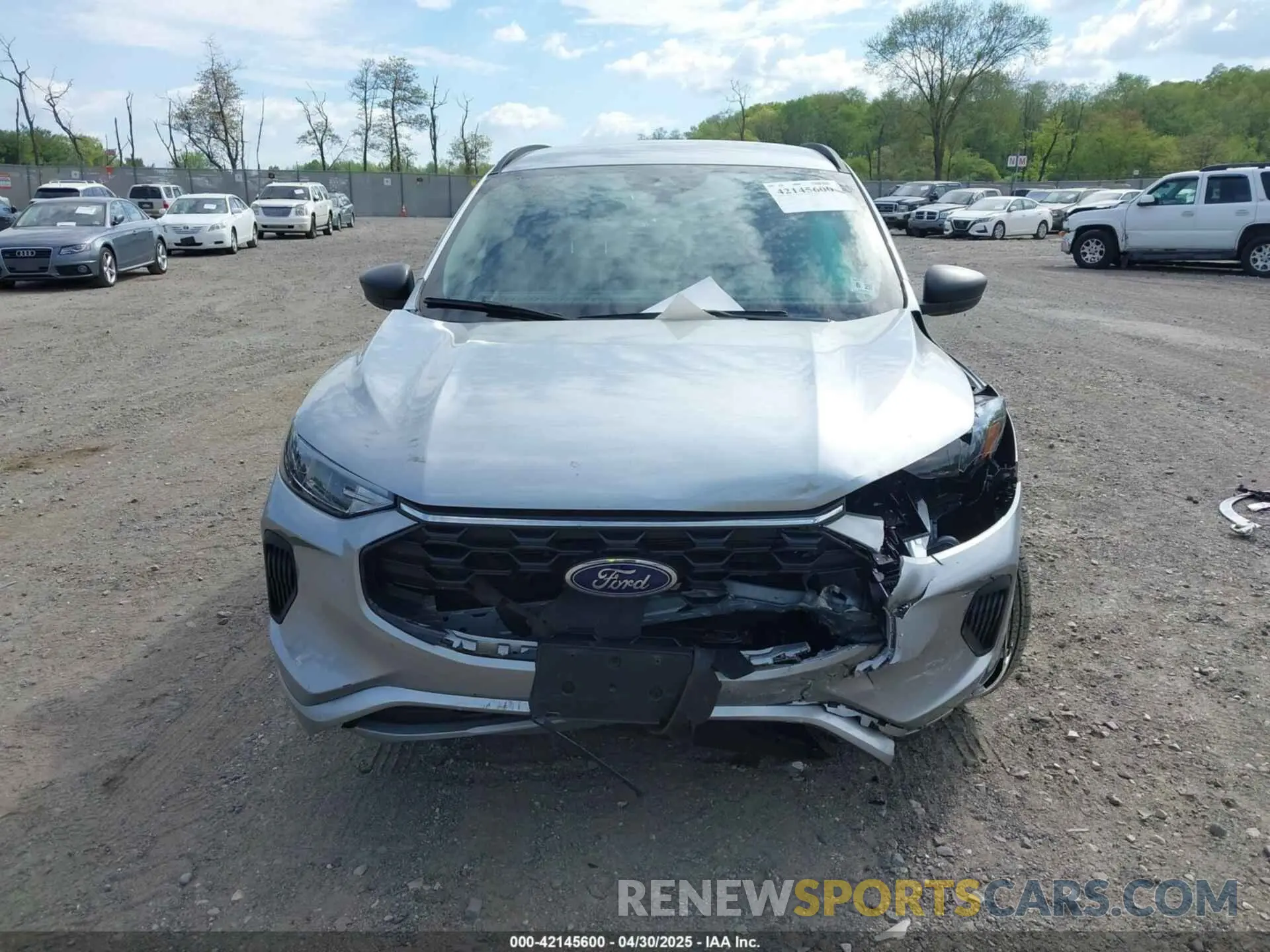 13 Фотография поврежденного автомобиля 1FMCU9MN6PUA08596 FORD ESCAPE 2023