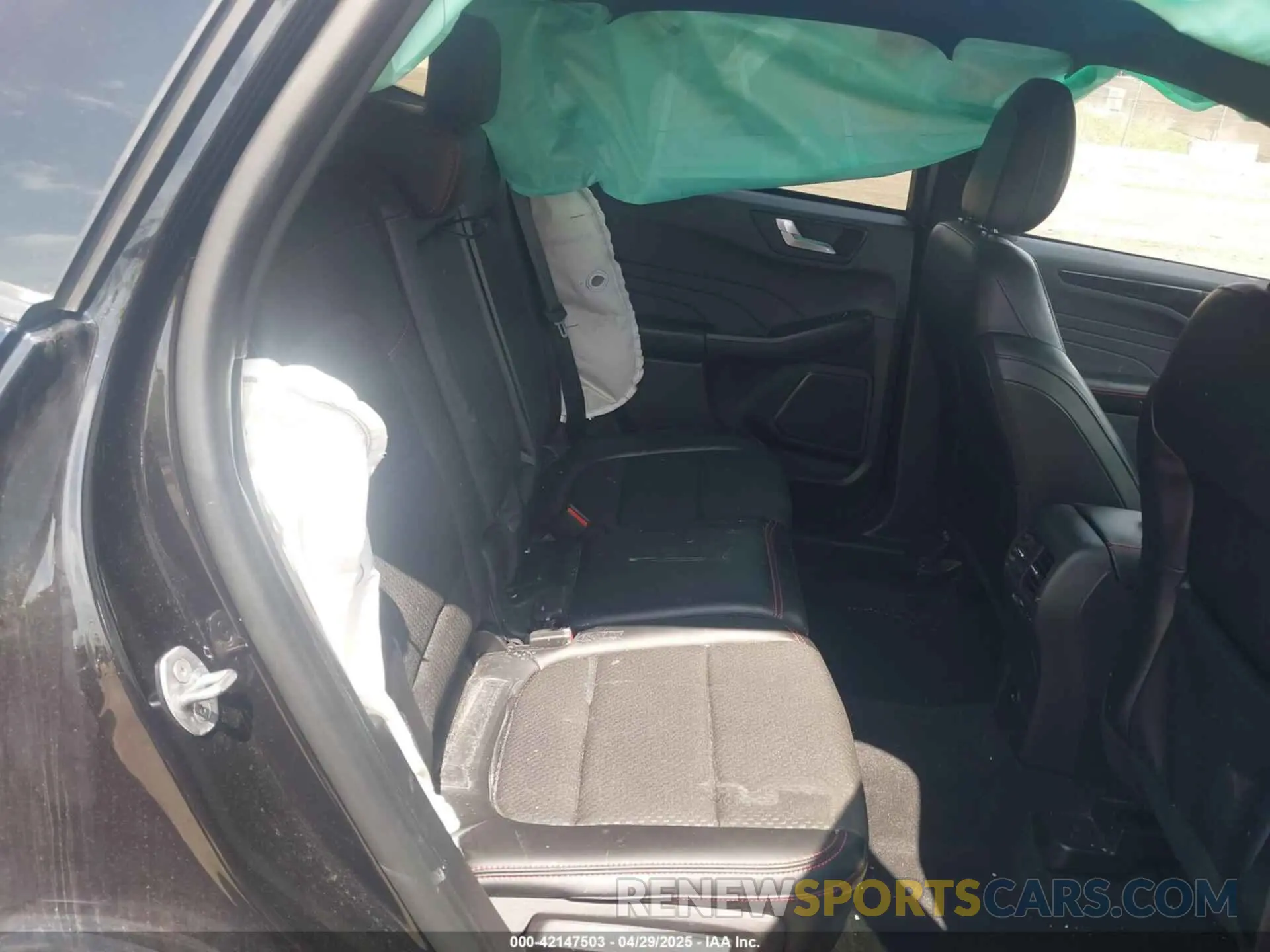 8 Фотография поврежденного автомобиля 1FMCU9MN6PUA87753 FORD ESCAPE 2023