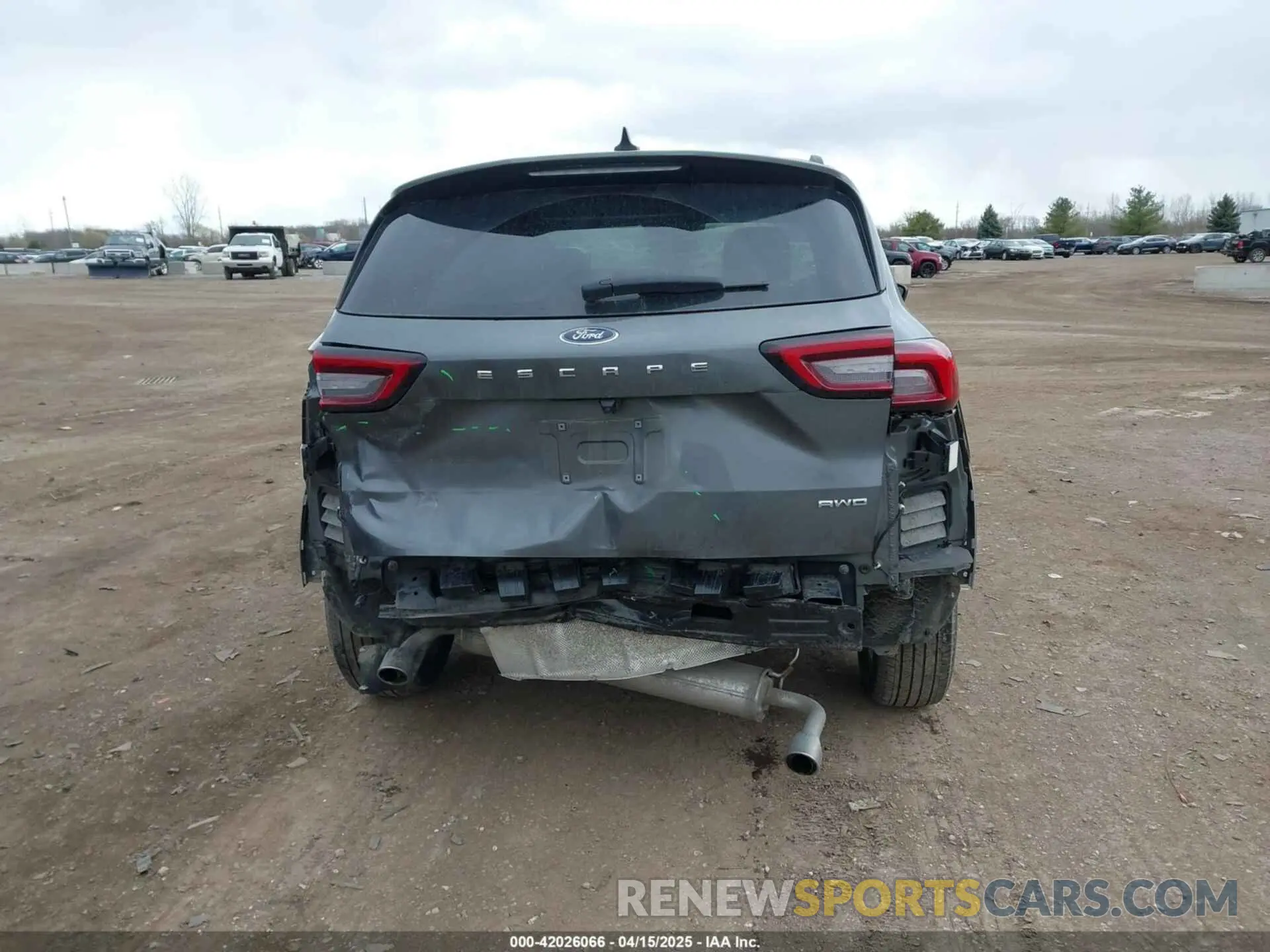 17 Photograph of a damaged car 1FMCU9MN8PUA50672 FORD ESCAPE 2023