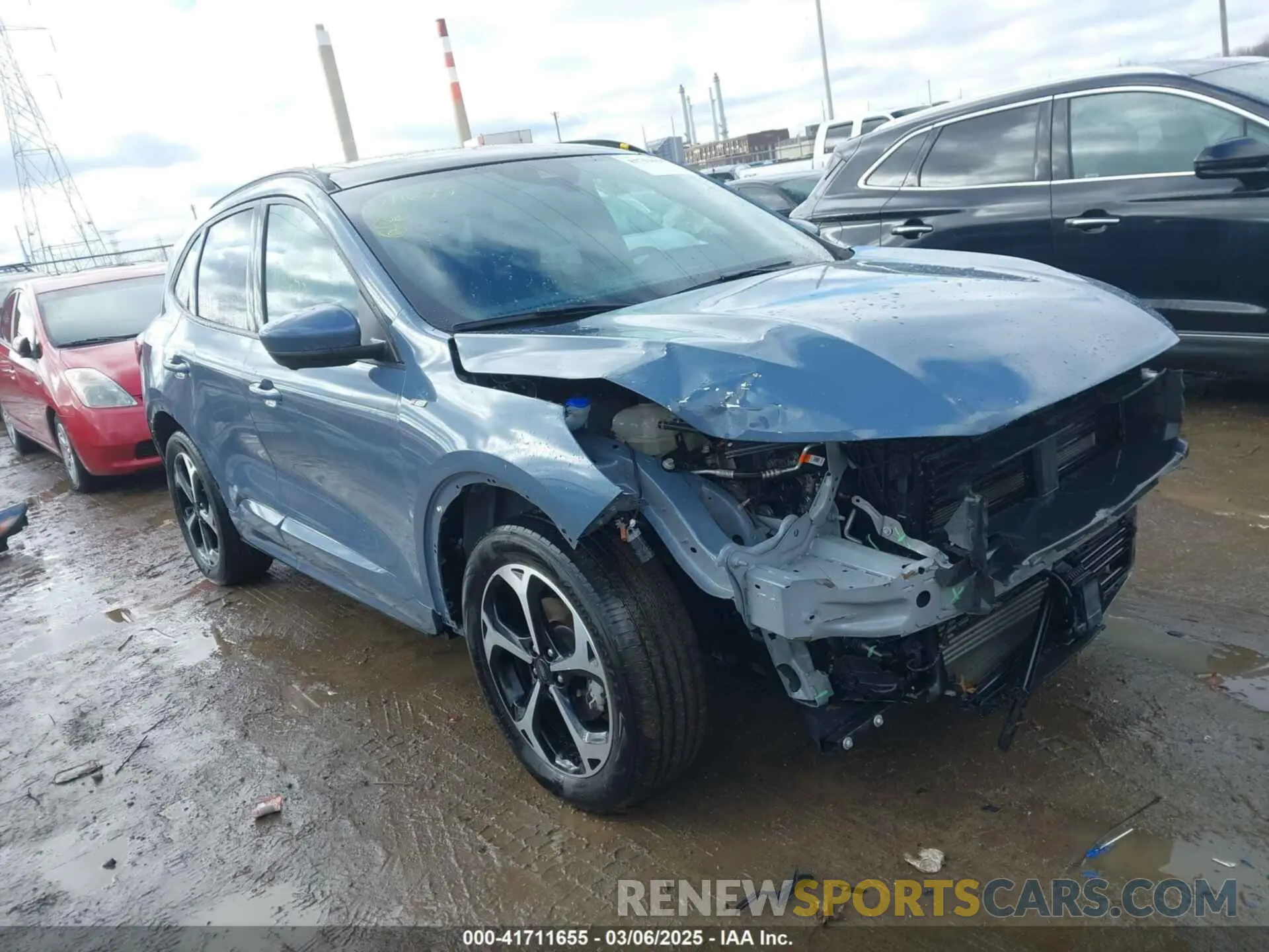 1 Photograph of a damaged car 1FMCU9NA0PUB12674 FORD ESCAPE 2023