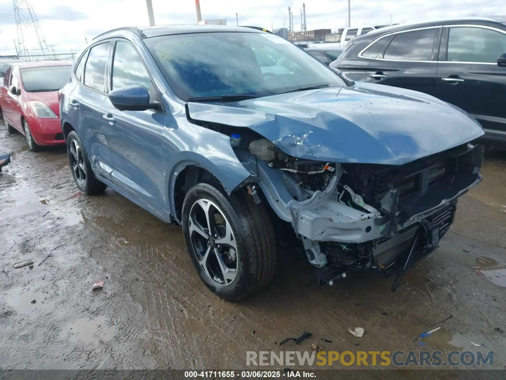 6 Photograph of a damaged car 1FMCU9NA0PUB12674 FORD ESCAPE 2023