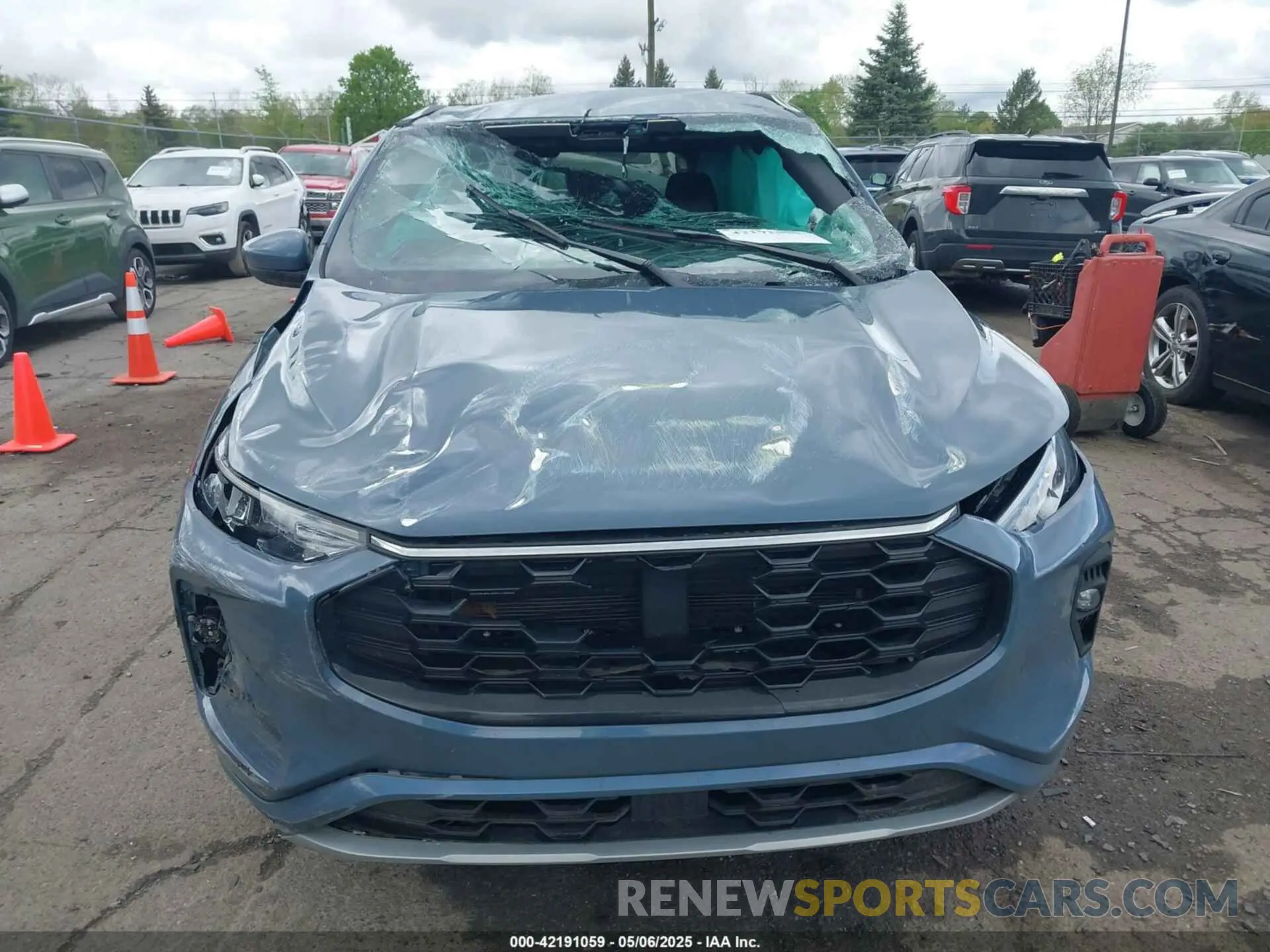 11 Photograph of a damaged car 1FMCU9NZ4PUB02302 FORD ESCAPE 2023
