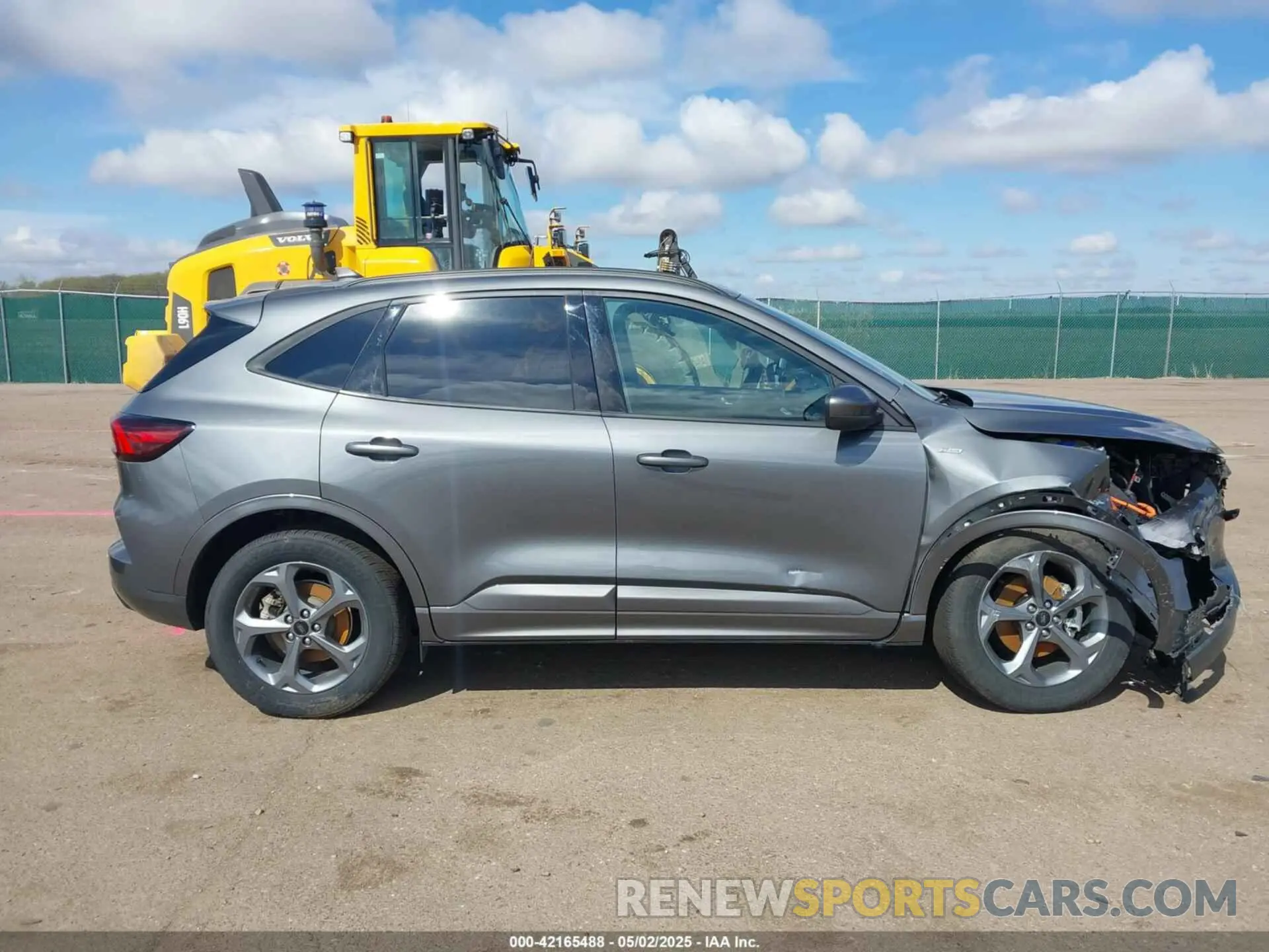 14 Photograph of a damaged car 1FMCU9NZ7PUA36182 FORD ESCAPE 2023