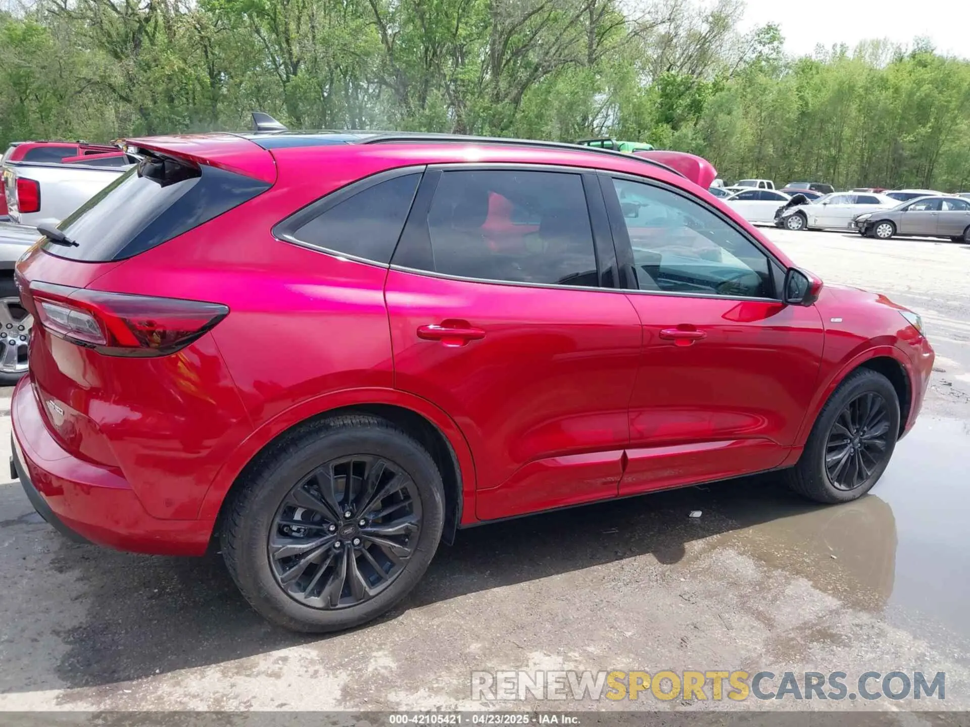 13 Фотография поврежденного автомобиля 1FMCU9PA6PUA71867 FORD ESCAPE 2023