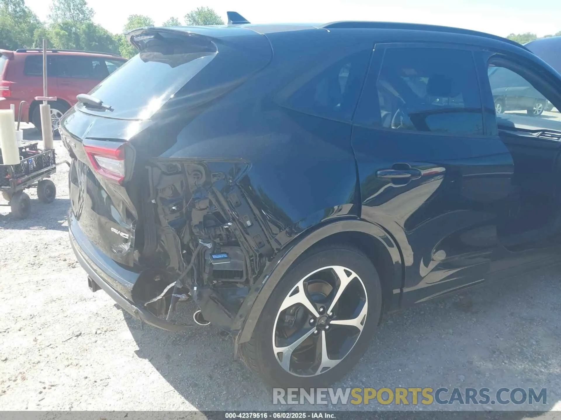 6 Photograph of a damaged car 1FMCU9PA9PUA78182 FORD ESCAPE 2023