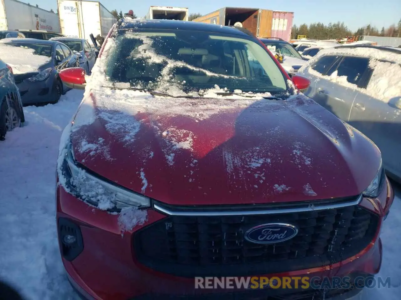 5 Photograph of a damaged car 1FMCU0E18RUB14879 FORD ESCAPE 2024