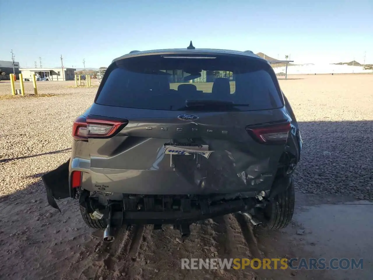 6 Photograph of a damaged car 1FMCU0E19RUB24109 FORD ESCAPE 2024