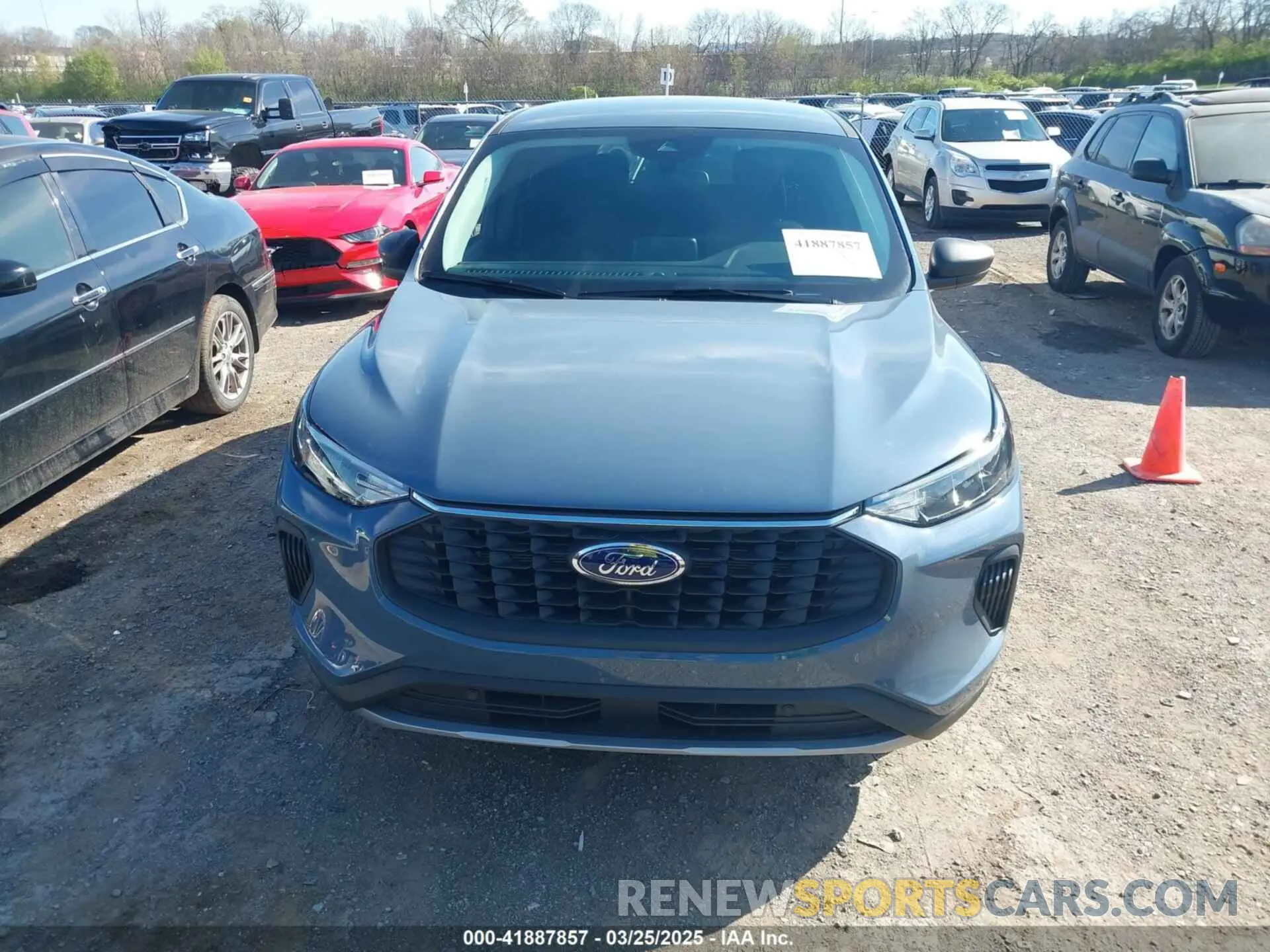12 Photograph of a damaged car 1FMCU0GN2RUA32453 FORD ESCAPE 2024
