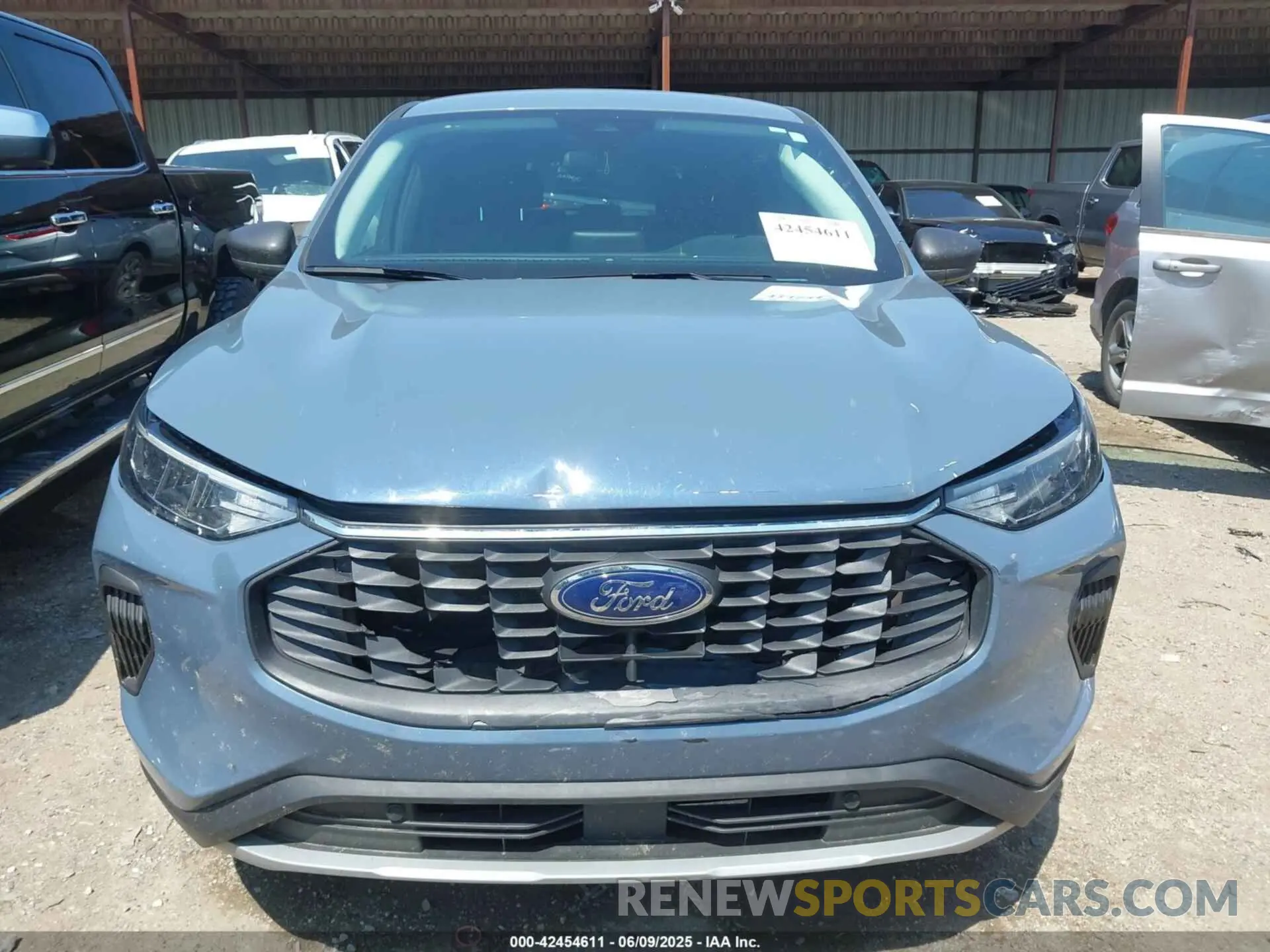 12 Photograph of a damaged car 1FMCU0GN2RUB05854 FORD ESCAPE 2024