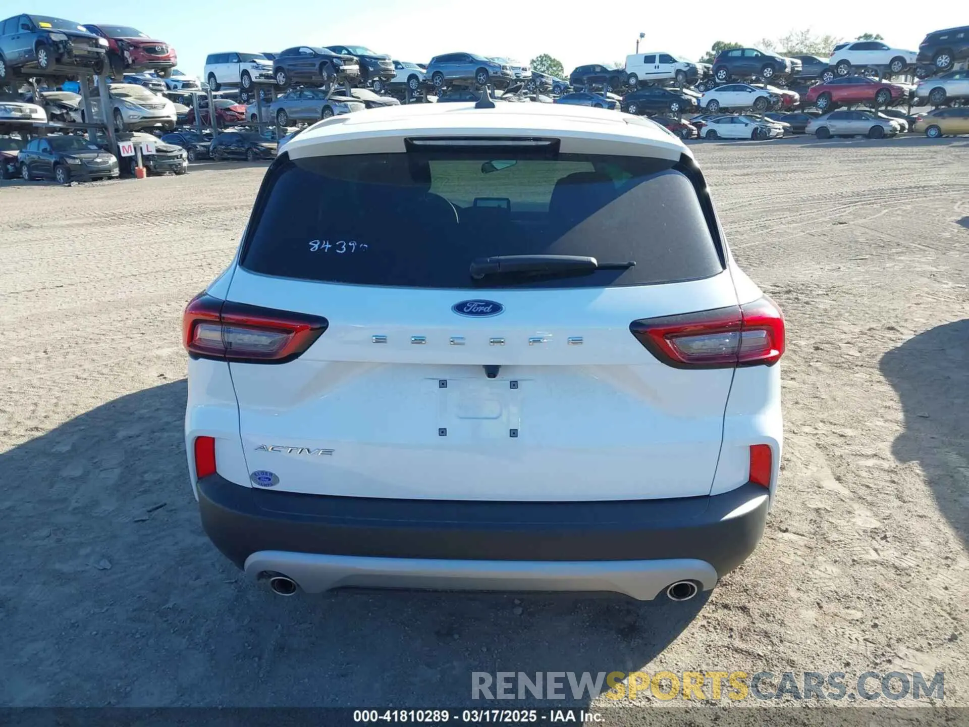 16 Photograph of a damaged car 1FMCU0GN2RUB14750 FORD ESCAPE 2024