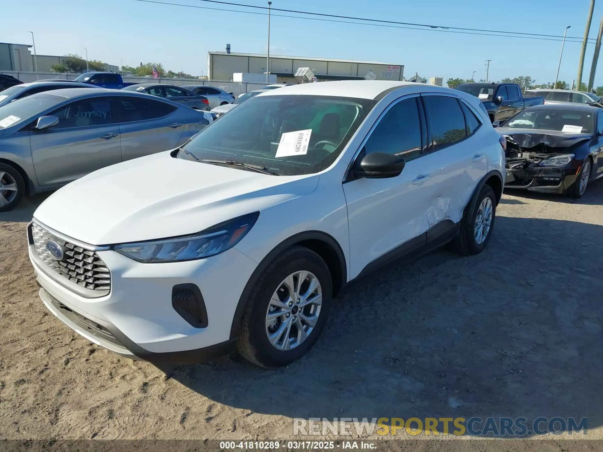 2 Photograph of a damaged car 1FMCU0GN2RUB14750 FORD ESCAPE 2024