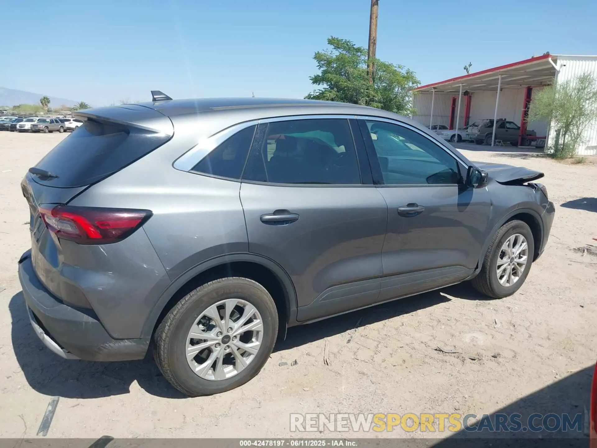 13 Фотография поврежденного автомобиля 1FMCU0GN3RUA24264 FORD ESCAPE 2024