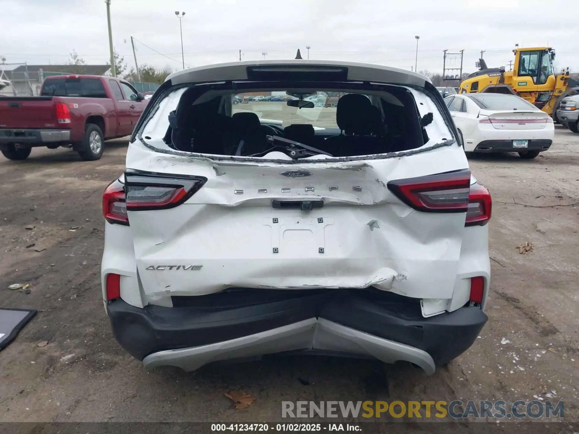 16 Photograph of a damaged car 1FMCU0GN3RUA91639 FORD ESCAPE 2024