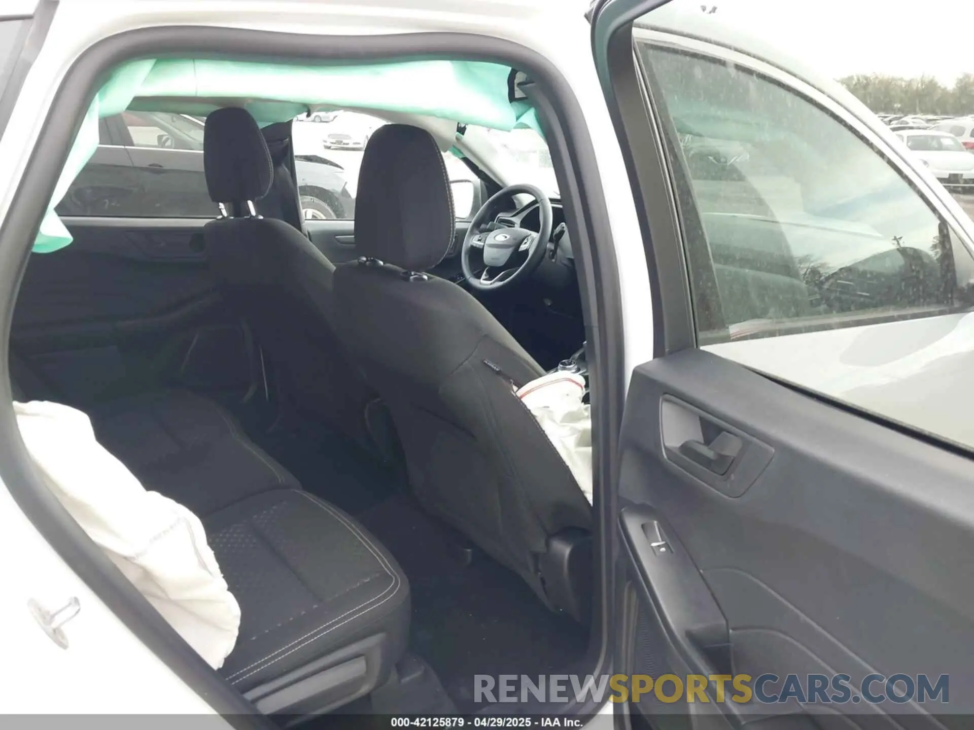 8 Фотография поврежденного автомобиля 1FMCU0GN4RUB47586 FORD ESCAPE 2024
