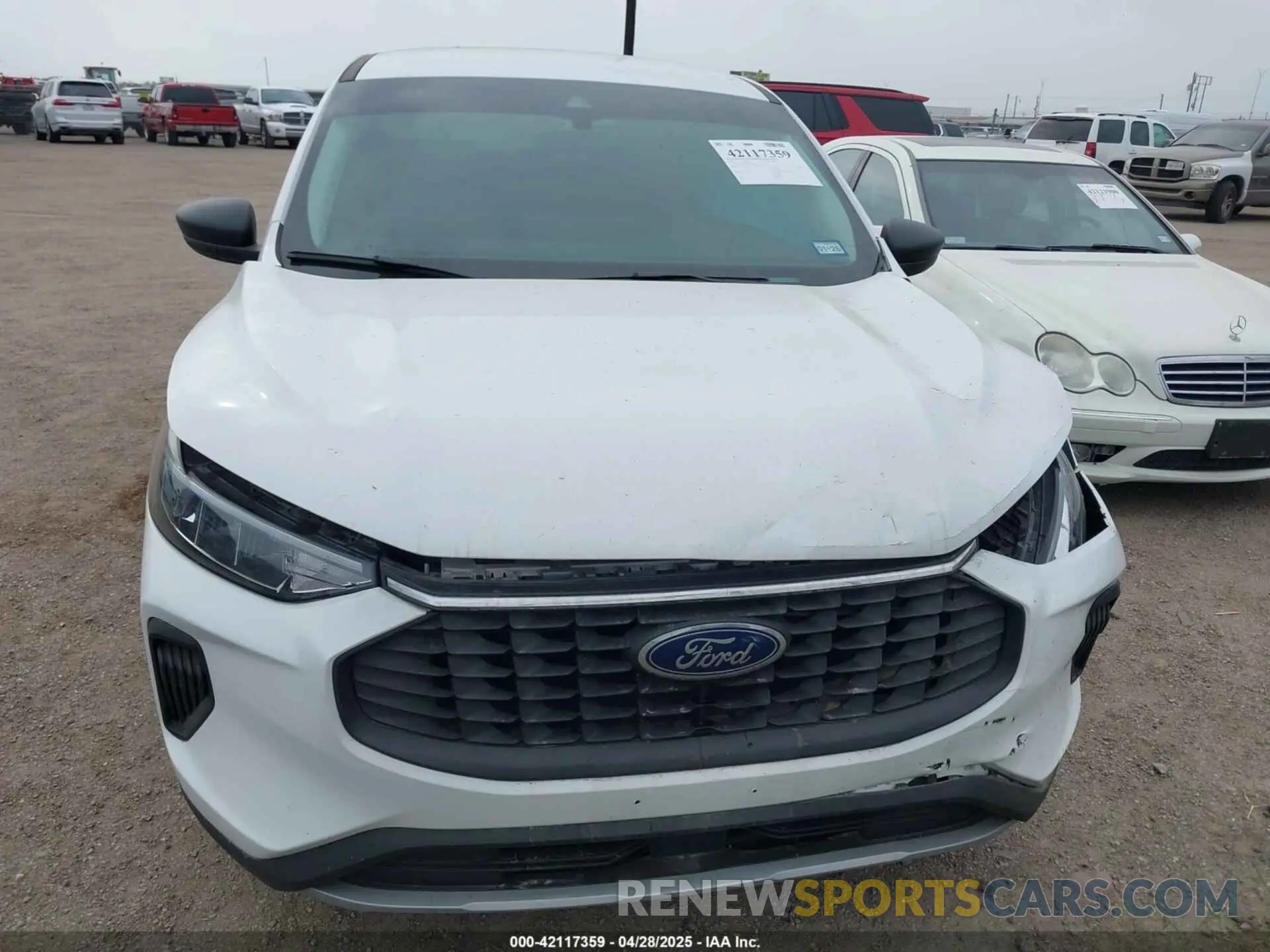 6 Photograph of a damaged car 1FMCU0GN6RUA21360 FORD ESCAPE 2024