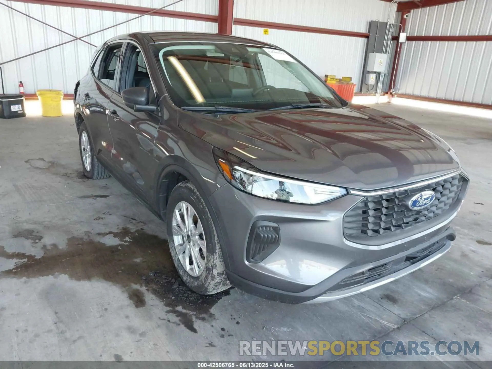 1 Photograph of a damaged car 1FMCU0GN6RUA90033 FORD ESCAPE 2024