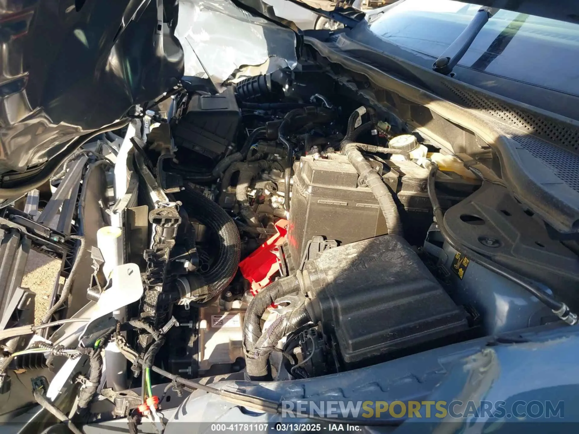 10 Photograph of a damaged car 1FMCU0GN8RUA12725 FORD ESCAPE 2024