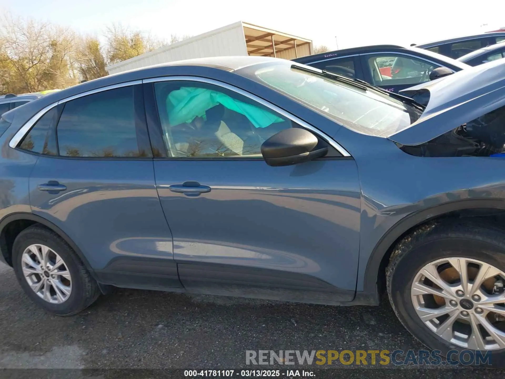 12 Photograph of a damaged car 1FMCU0GN8RUA12725 FORD ESCAPE 2024